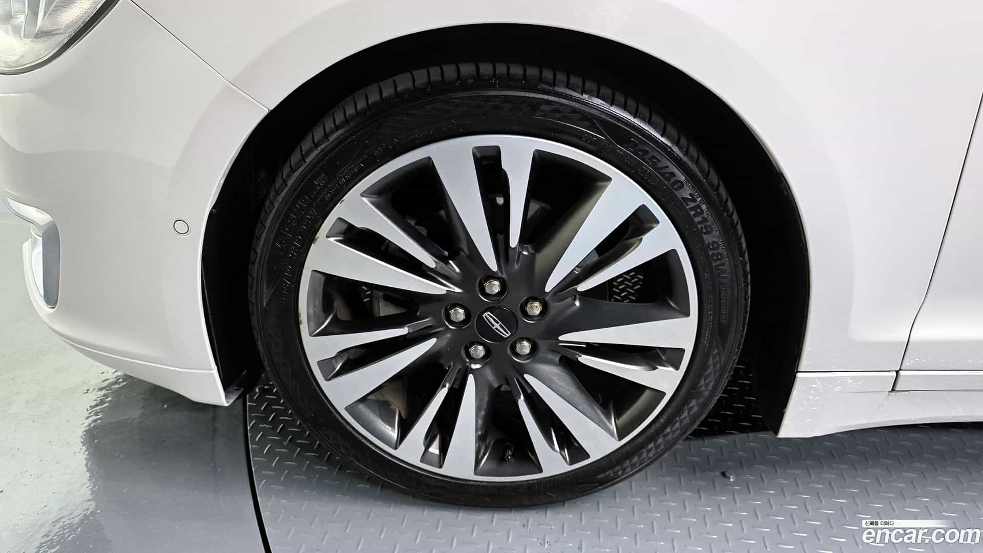 MKZ Lincoln 2018.9-OUTER-005