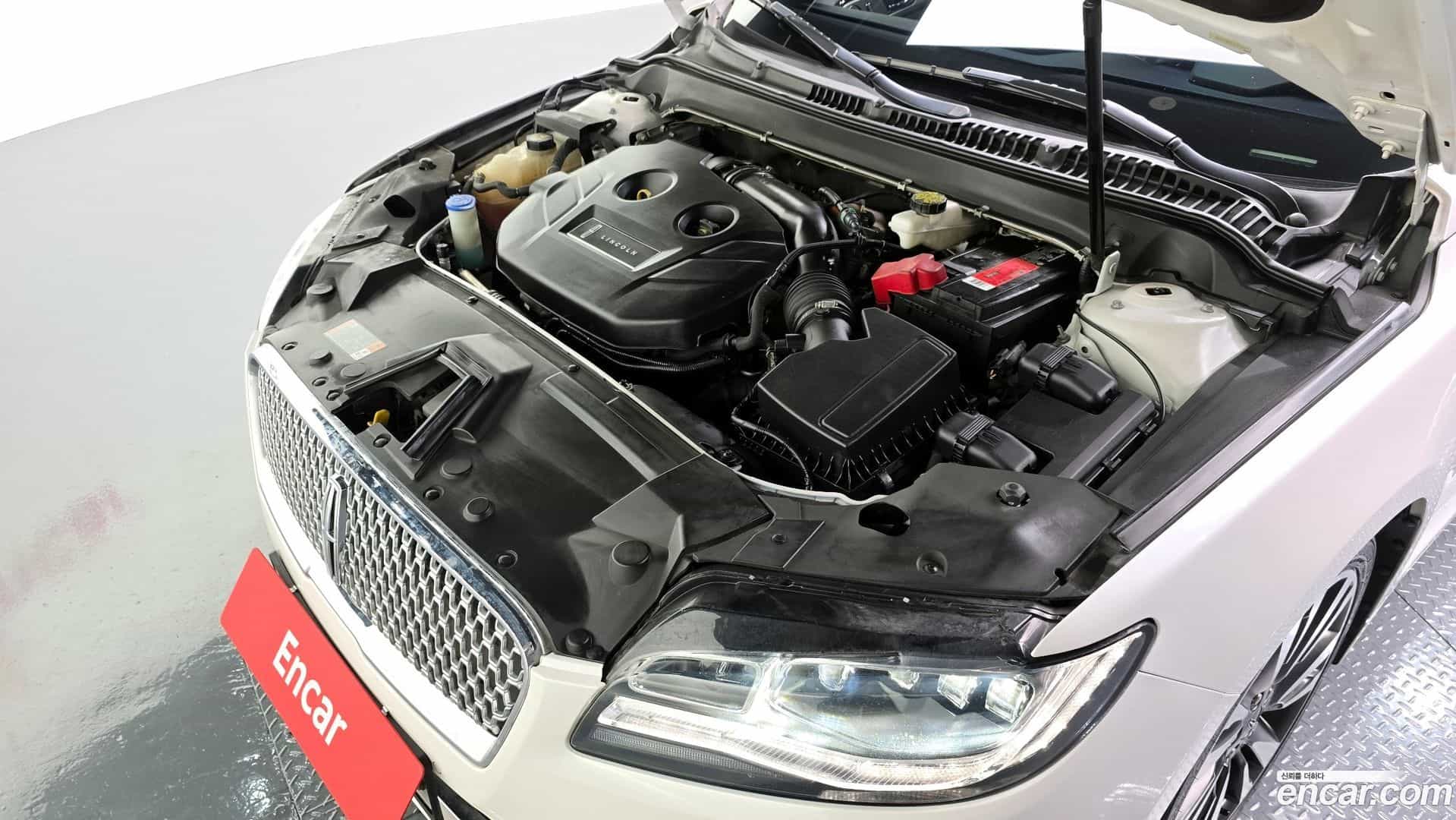 MKZ Lincoln 2018.9-OUTER-006