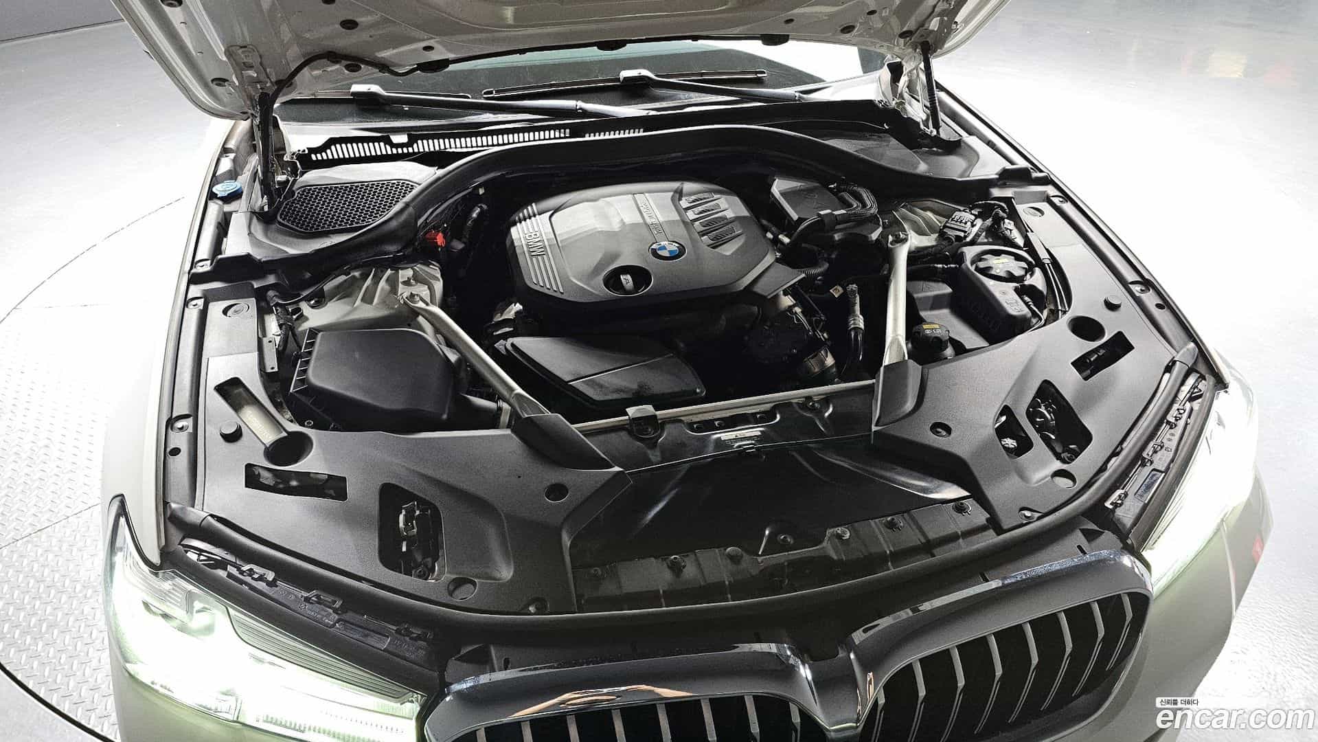 5-Series BMW 2021.4-OUTER-006