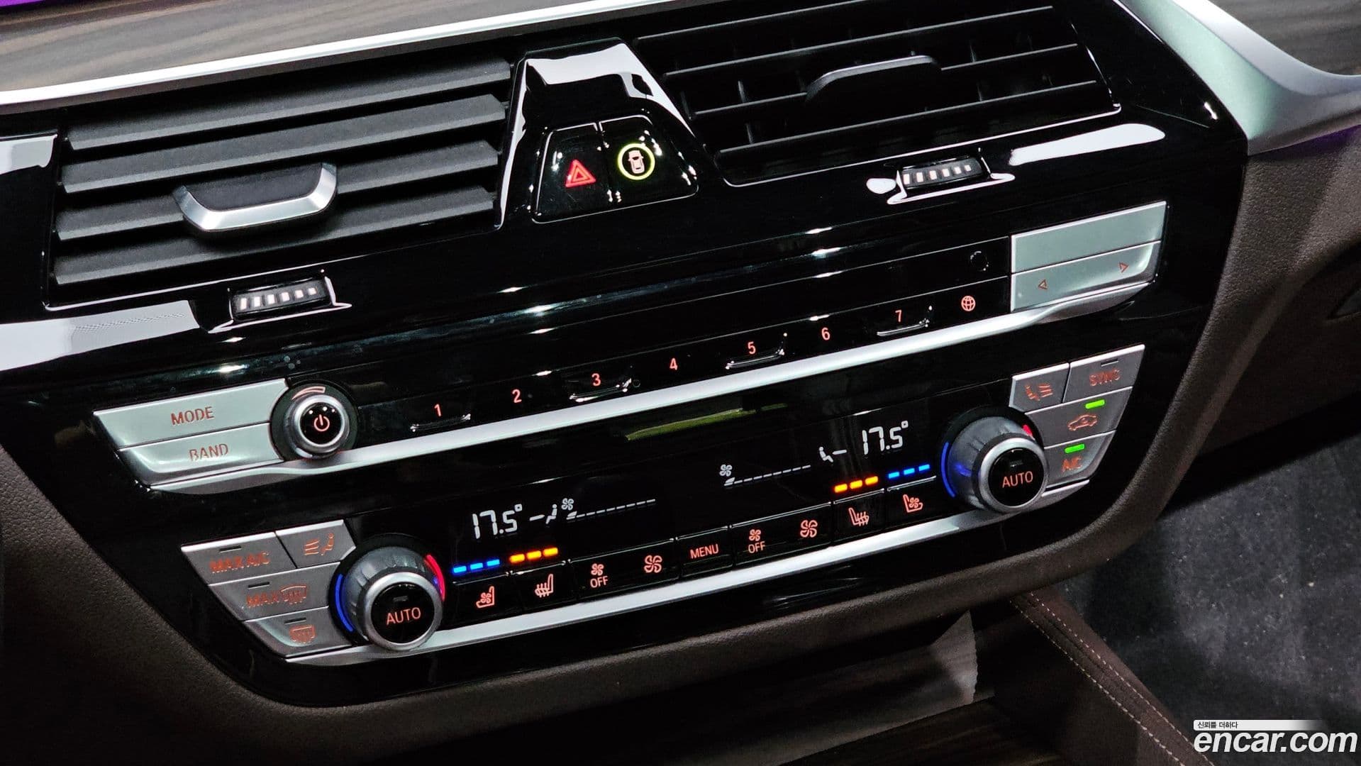 Main__Slider__Photo:5-Series BMW 2021.4-17