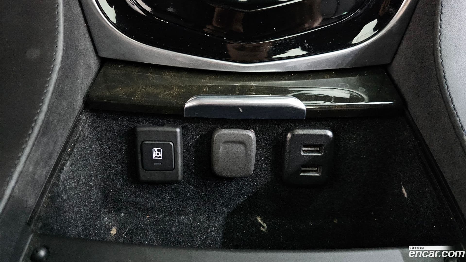 Main__Slider__Photo:Escalade Cadillac 2020.2-11