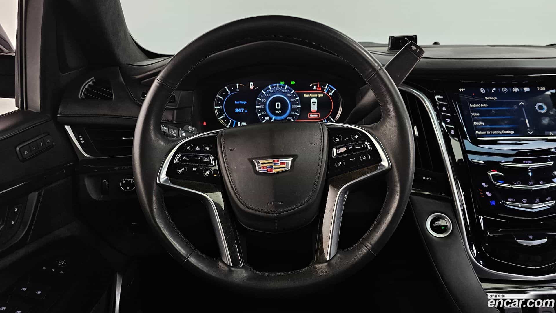 Escalade Cadillac 2020.2-OPTION-018