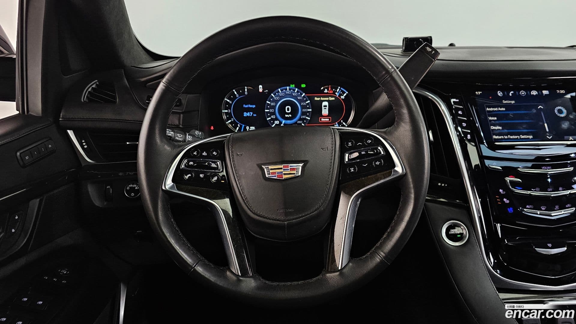Main__Slider__Photo:Escalade Cadillac 2020.2-13
