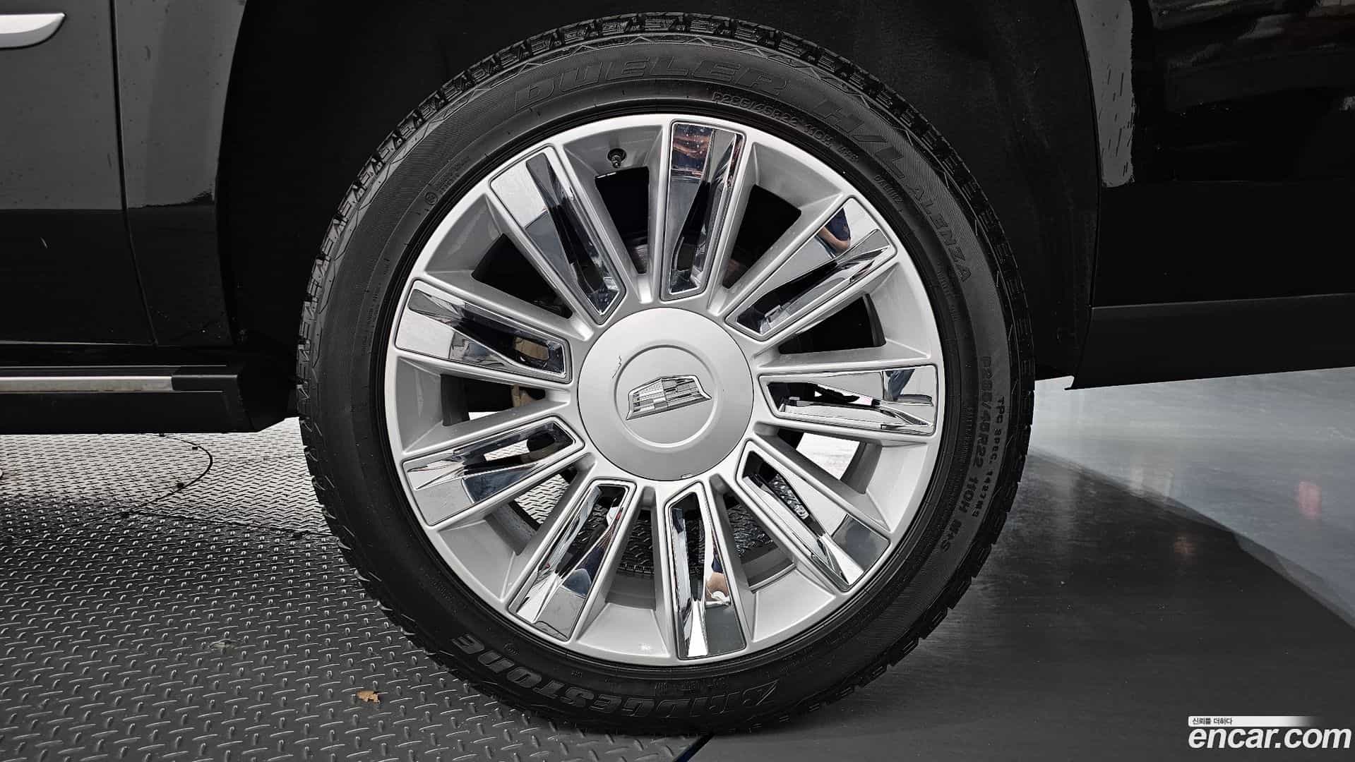 Escalade Cadillac 2020.2-OUTER-031