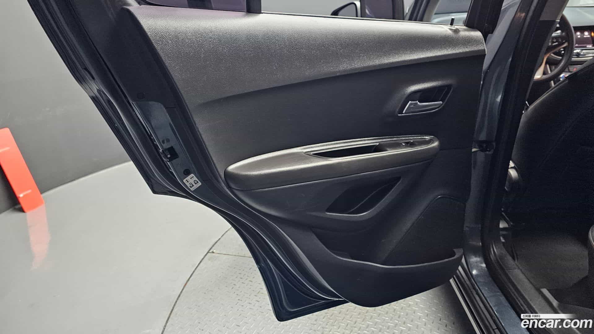 Trax Chevrolet 2020.3-INNER-035