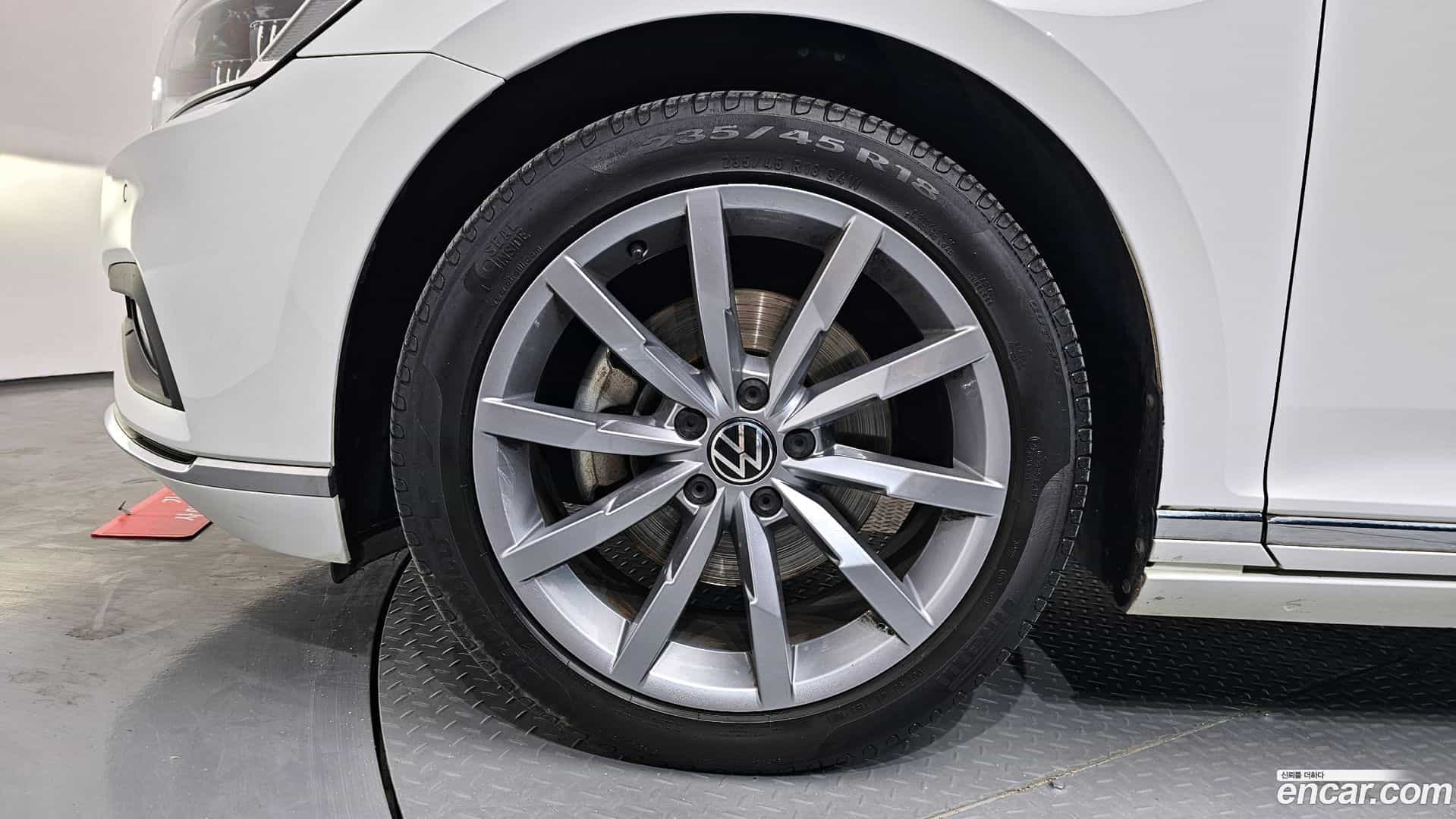 Passat Volkswagen 2022.4-OUTER-005