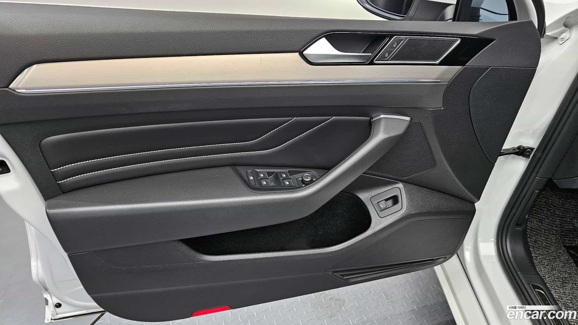 Passat Volkswagen 2022.4-INNER-034