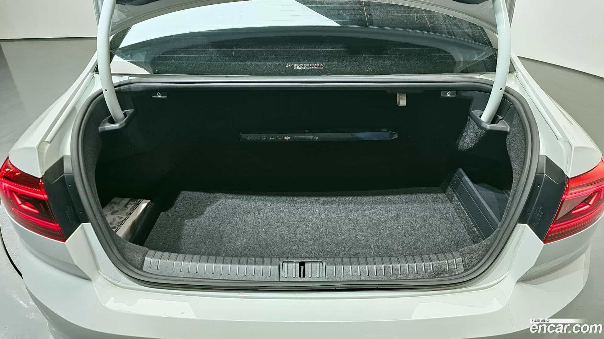 Passat Volkswagen 2022.4-OPTION-041