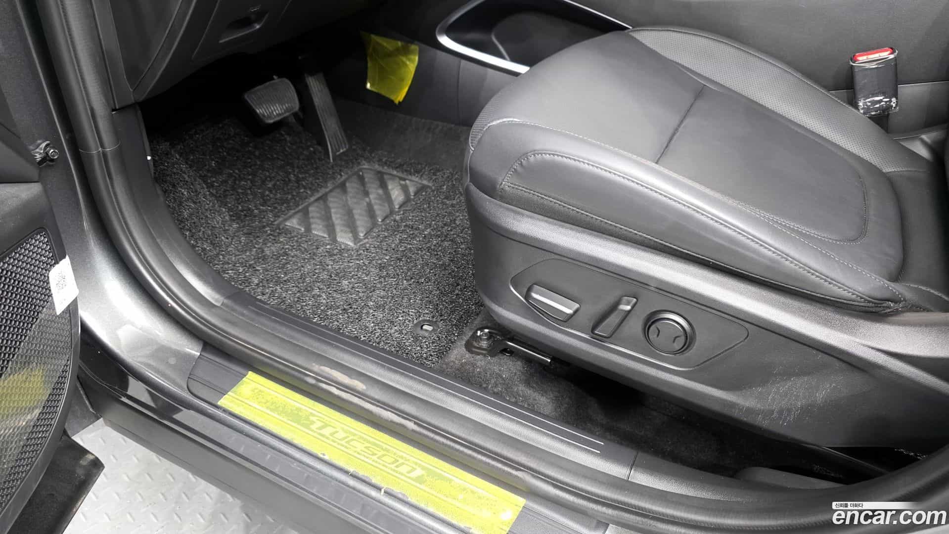 Tucson Hyundai 2023.9-OPTION-044