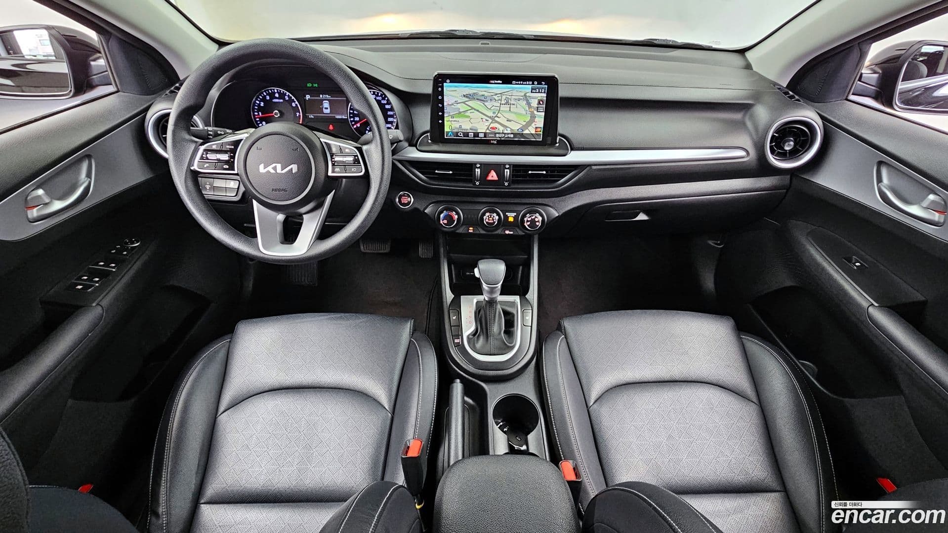 Main__Slider__Photo:K3 Kia 2022.2-6