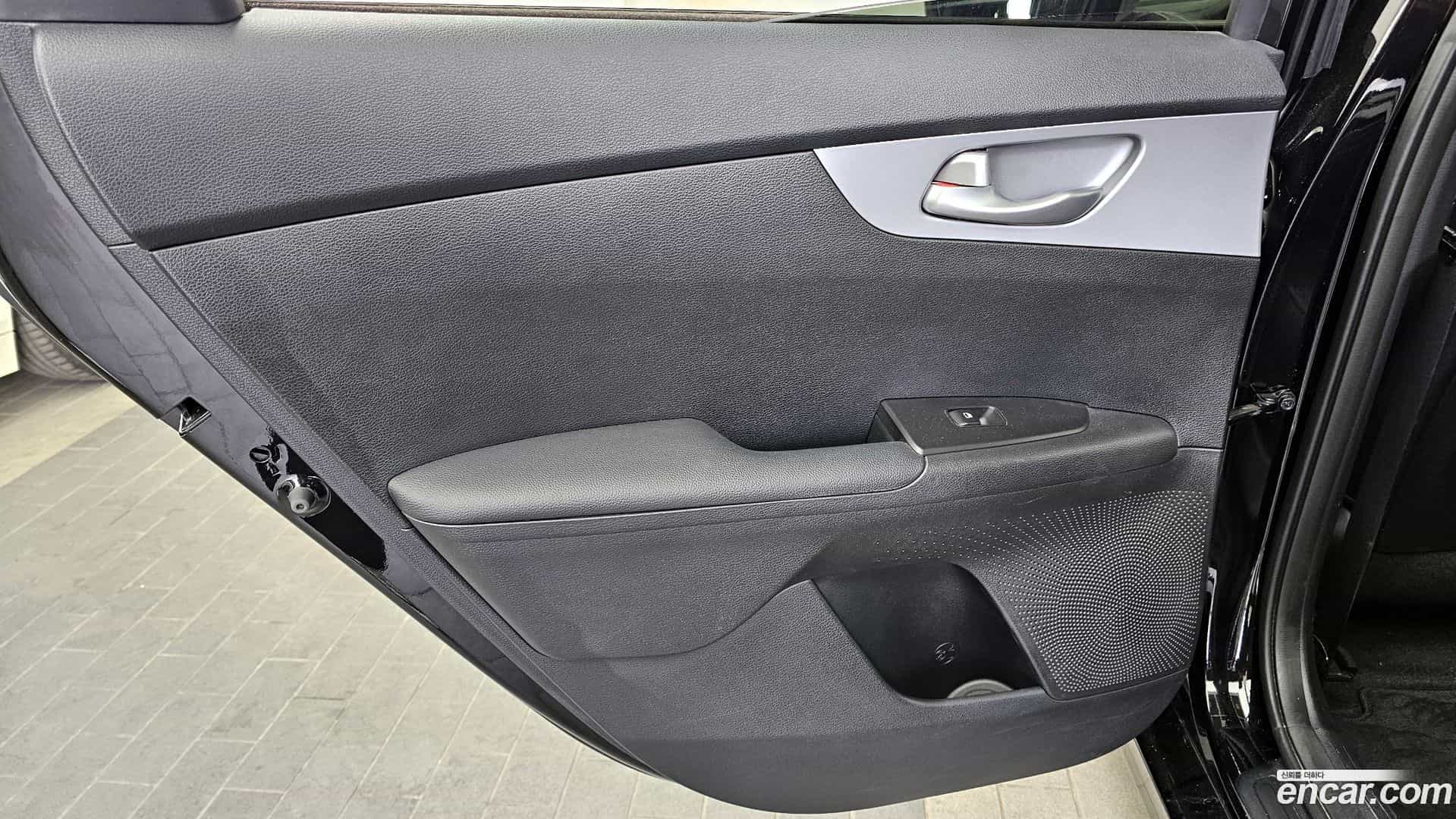 K3 Kia 2022.2-INNER-035
