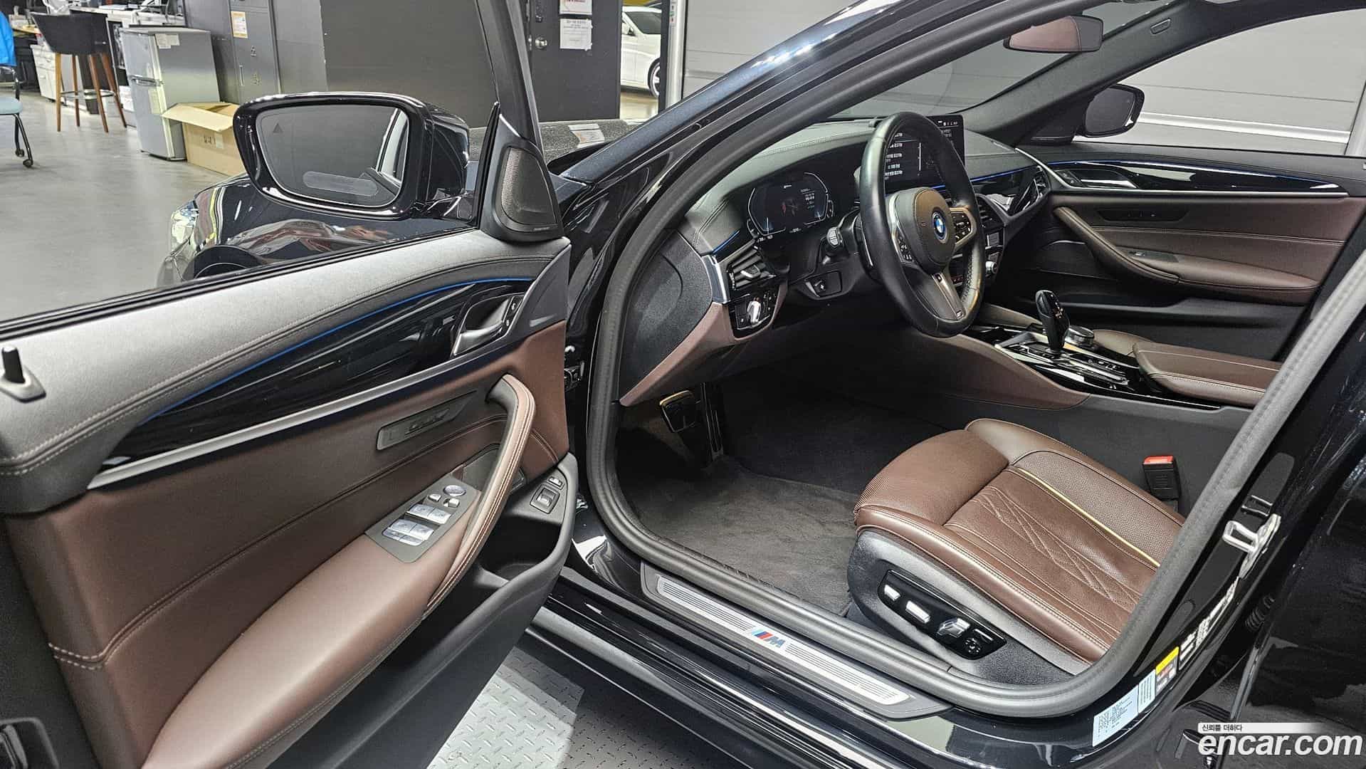 5-Series BMW 2023.7-INNER-010