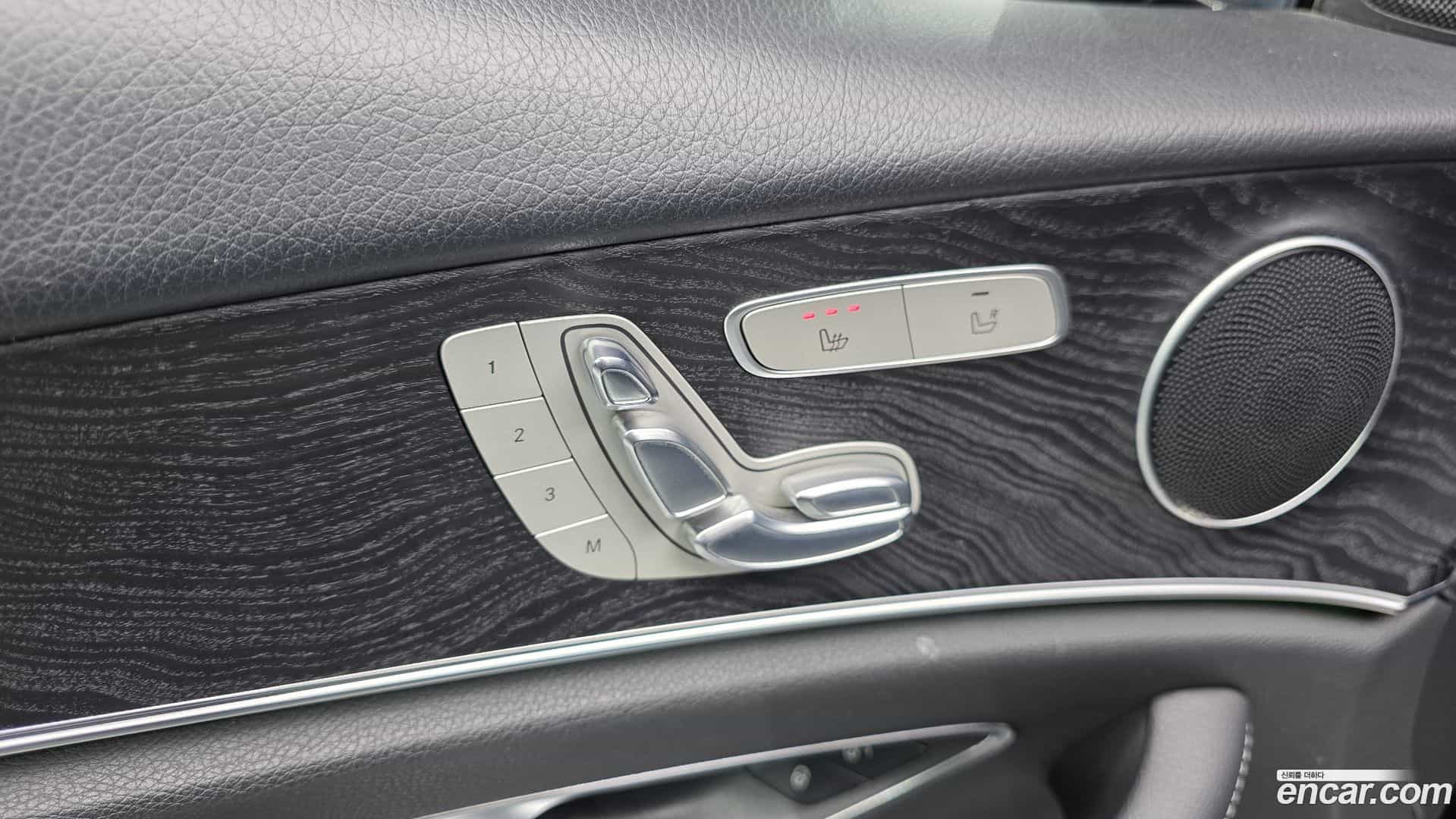 E-Class Mercedes-Benz 2017.3-OPTION-020