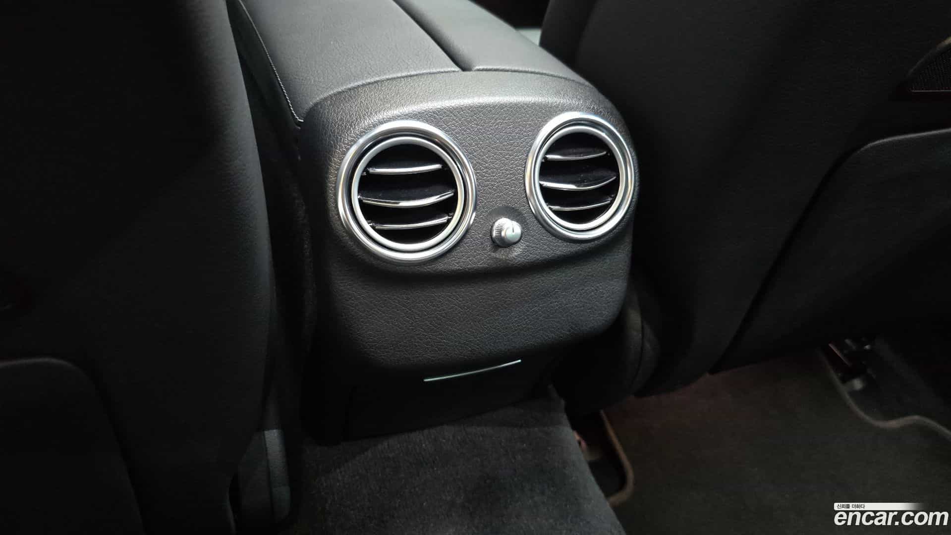 E-Class Mercedes-Benz 2020.9-OPTION-044