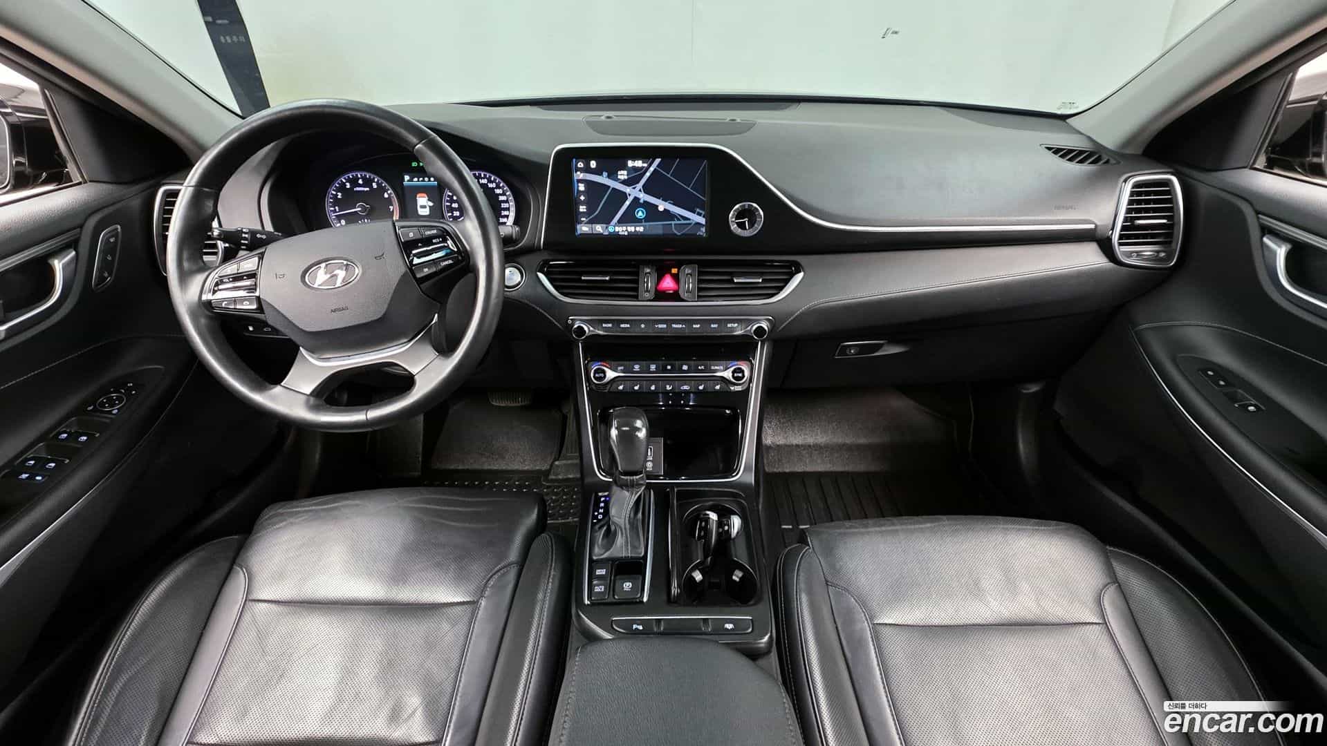 Grandeur Hyundai 2016.11-INNER-007