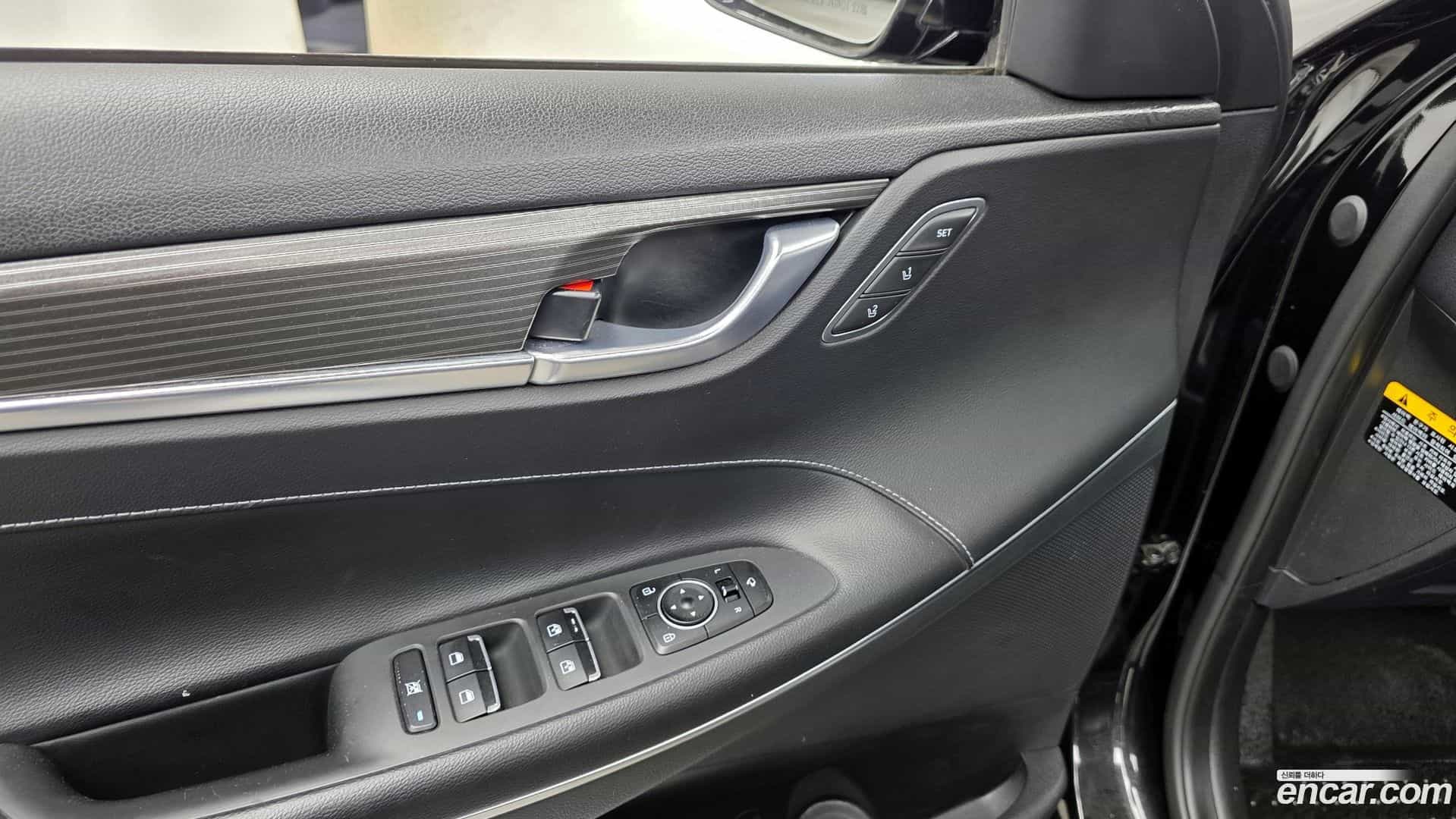 Grandeur Hyundai 2016.11-OPTION-040