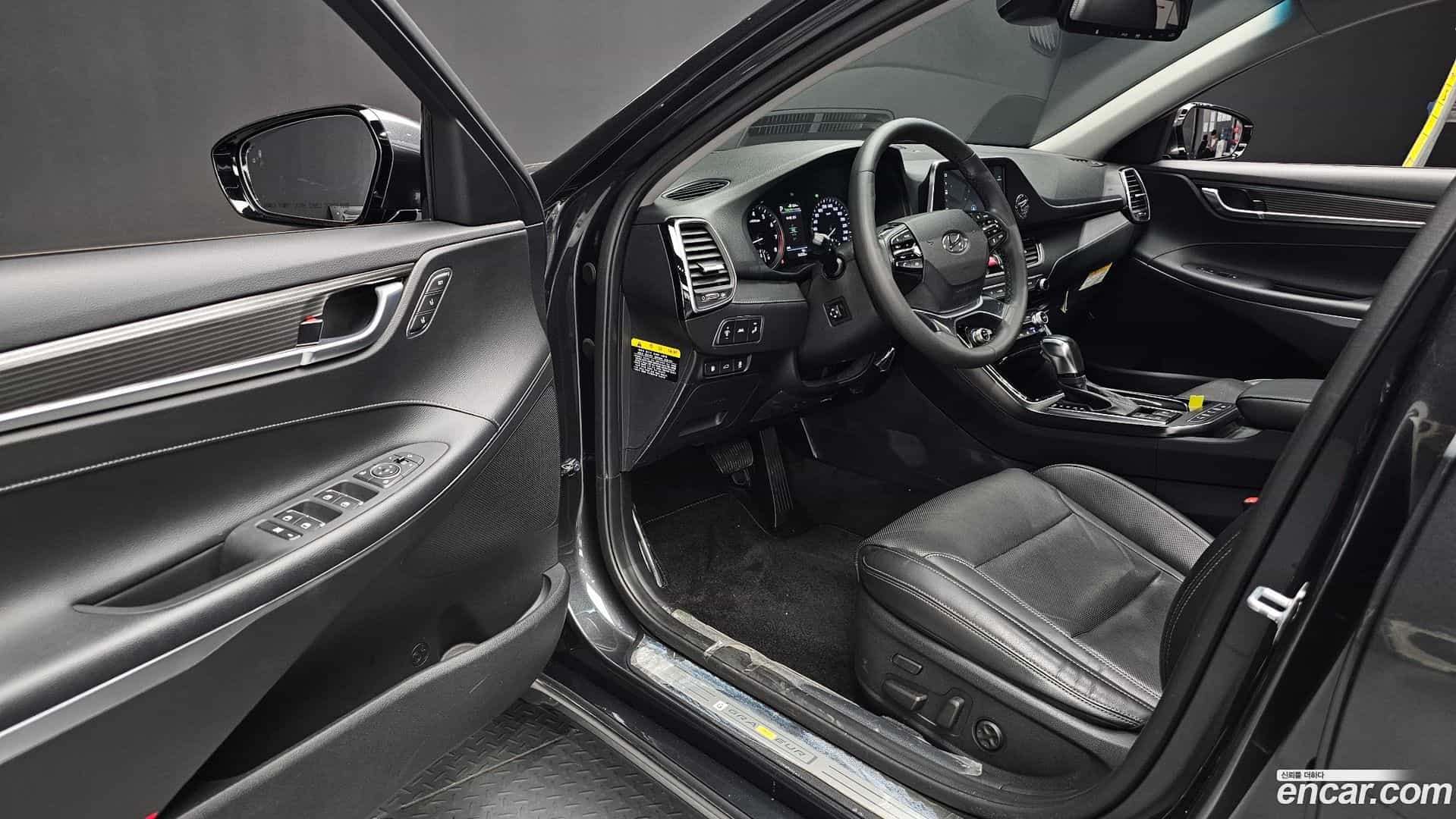 Grandeur Hyundai 2019.5-OPTION-015