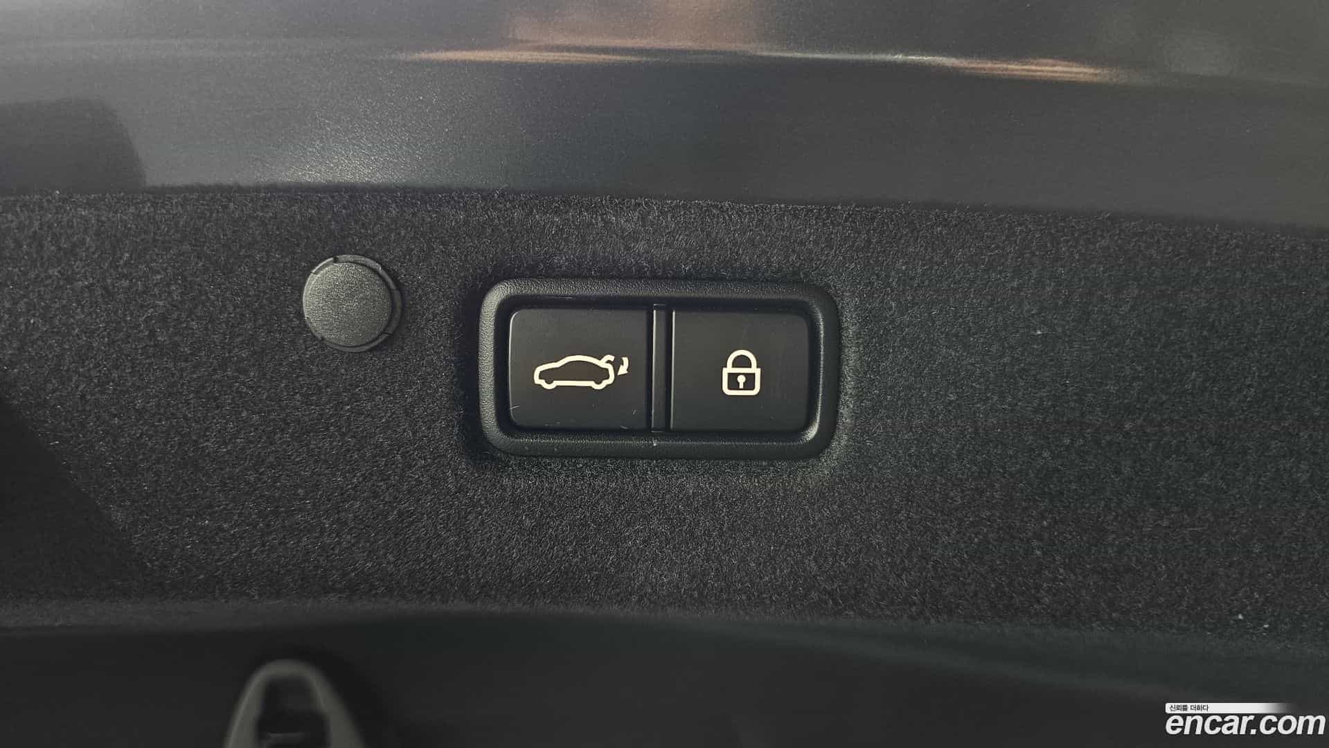 Grandeur Hyundai 2019.5-OPTION-024