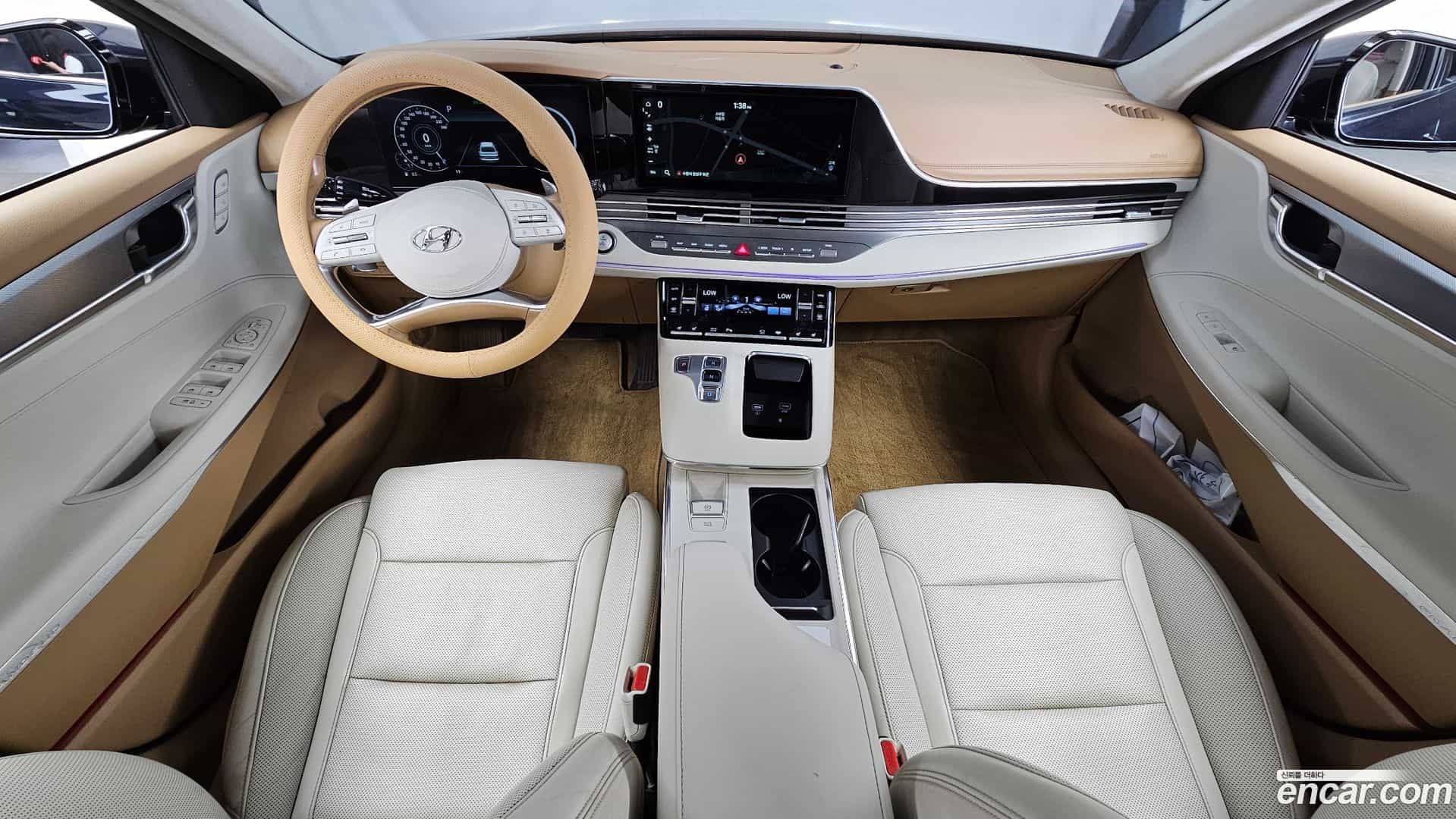 Grandeur Hyundai 2021.2-INNER-007