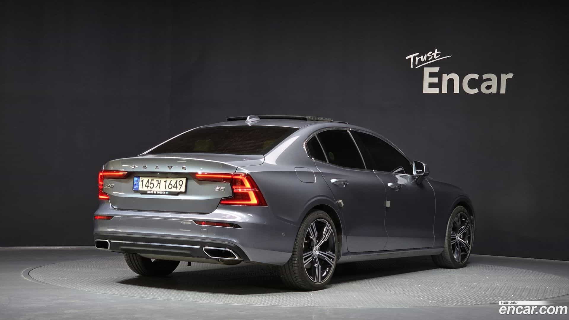 S60 Volvo 2021.4-OUTER-002