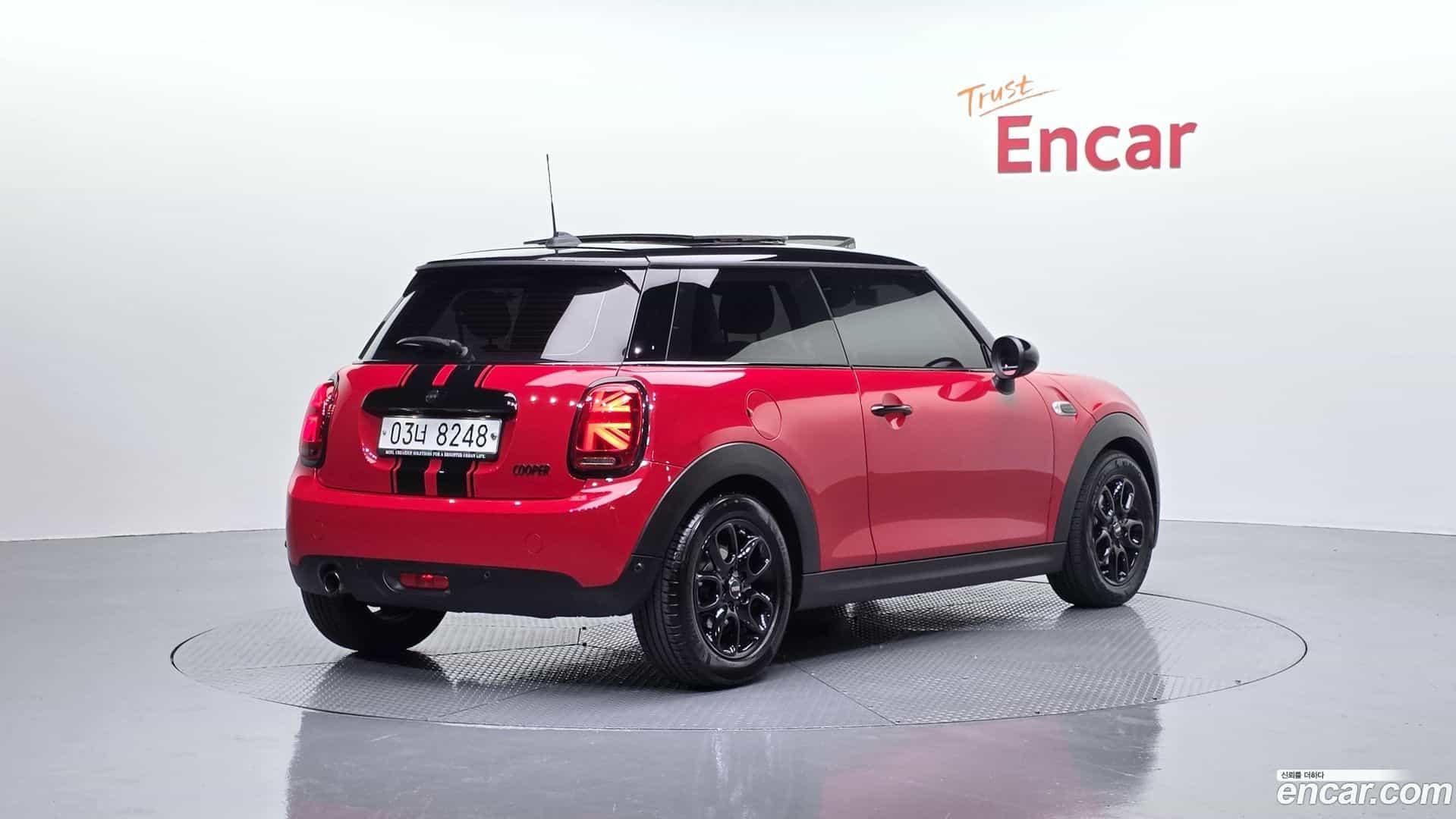 Cooper Mini 2019.4-OUTER-002