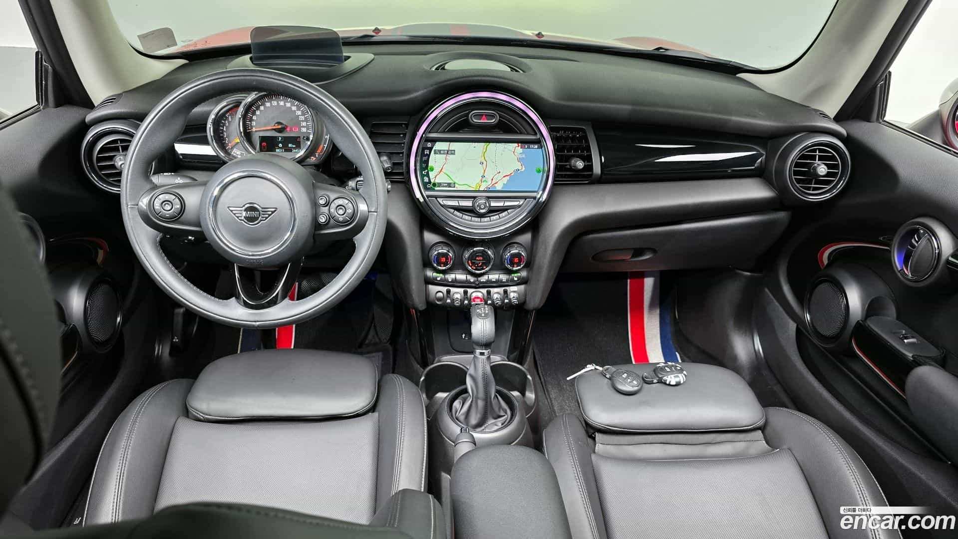 Cooper Mini 2019.4-INNER-007