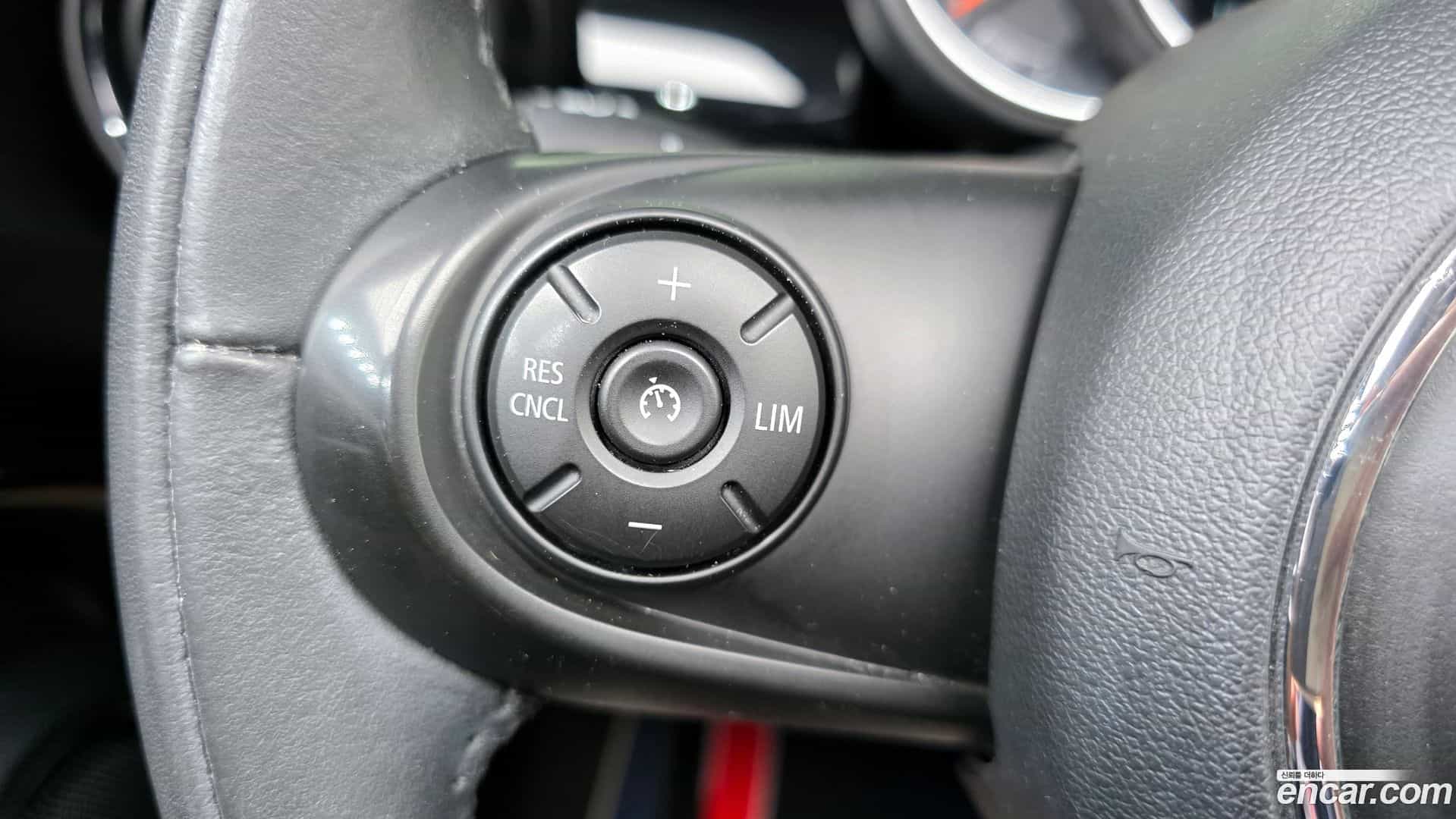 Cooper Mini 2019.4-OPTION-021