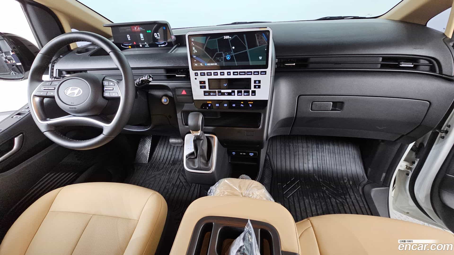 Staria Hyundai 2025.1-INNER-007