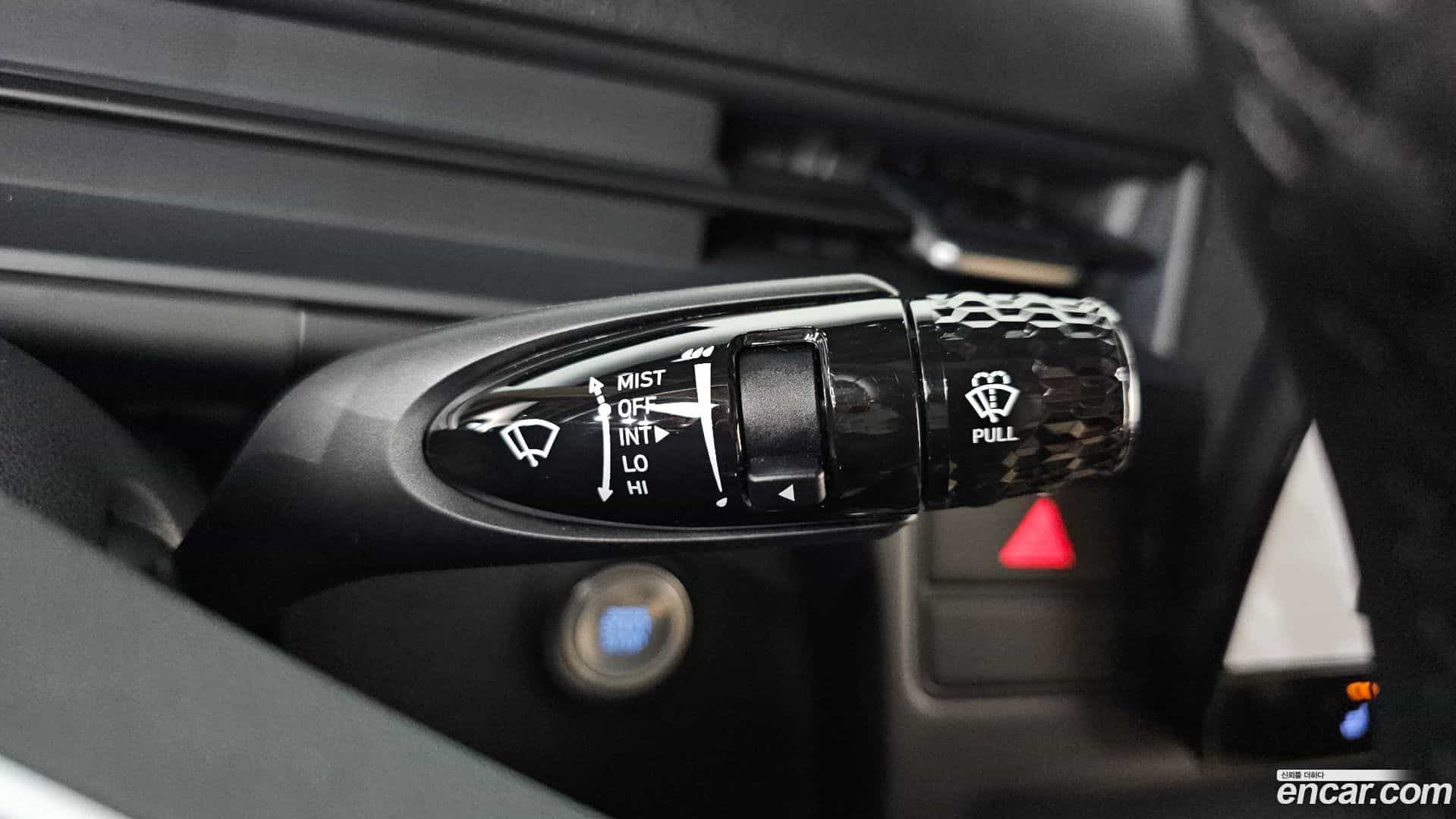 Staria Hyundai 2025.1-OPTION-040