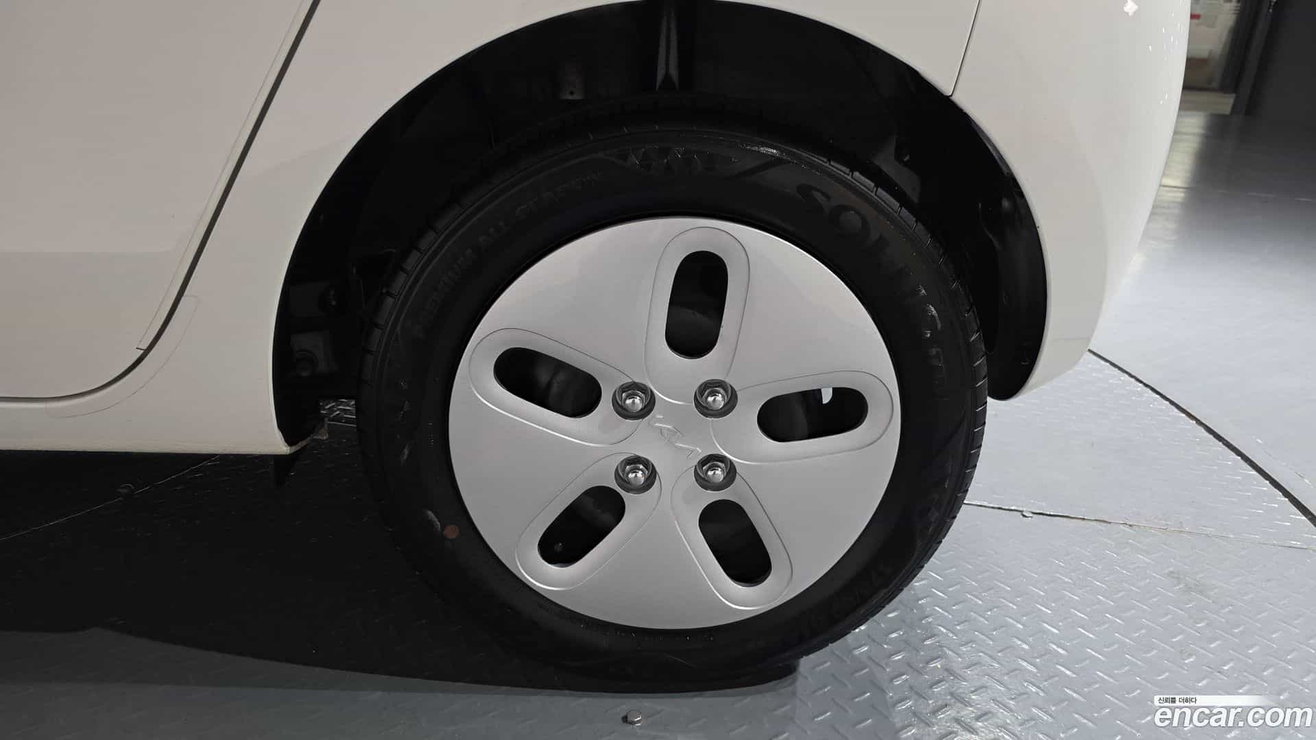 RAY Kia 2023.10-OUTER-031