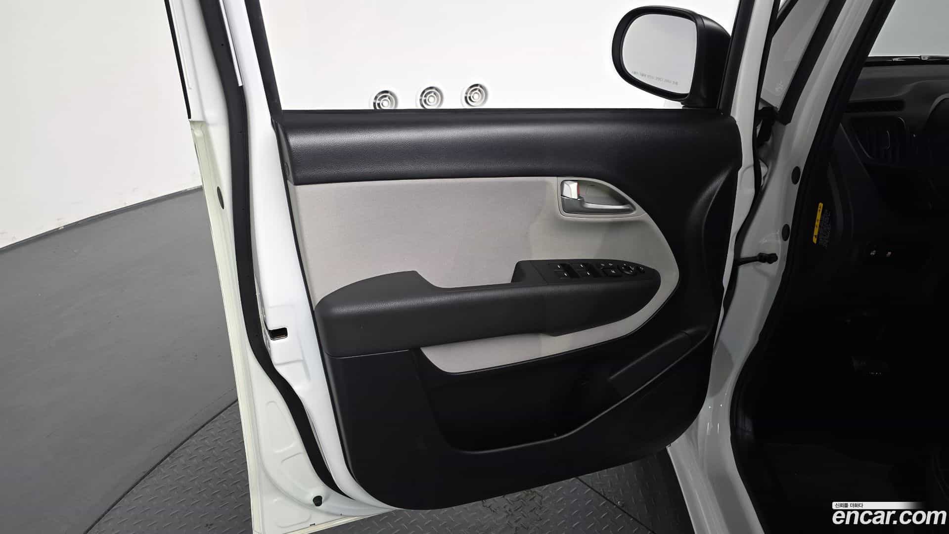 RAY Kia 2023.10-INNER-034