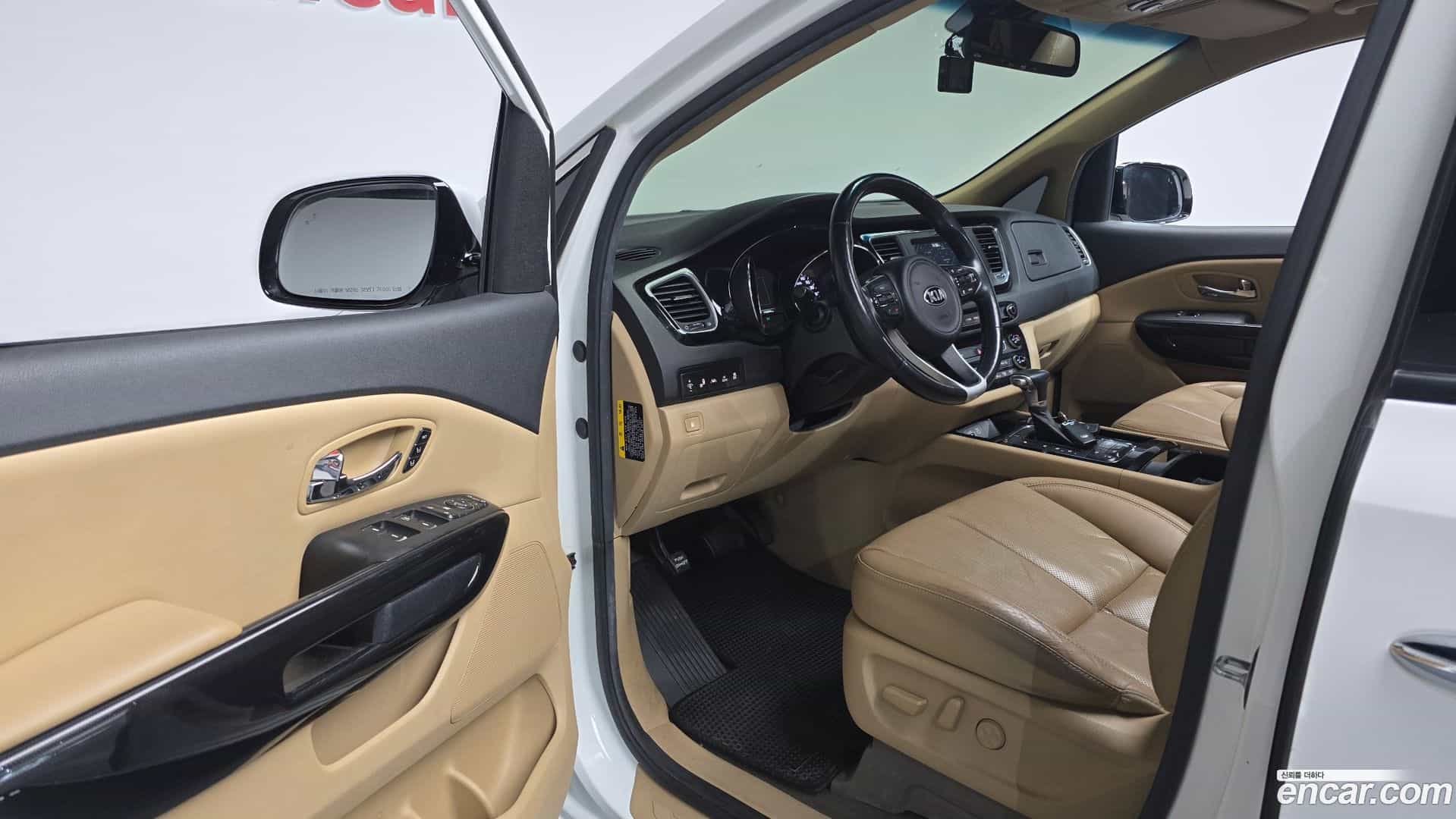 Canival Kia 2016.10-INNER-010