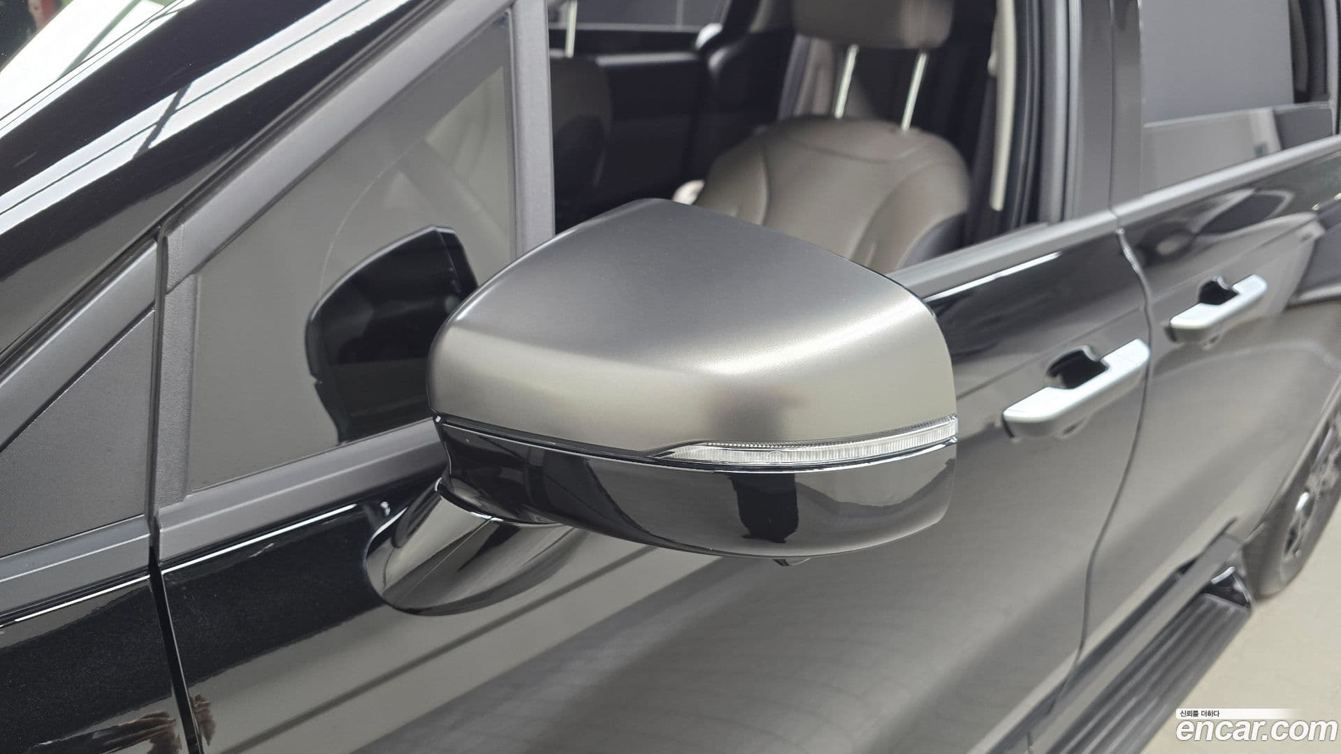 Main__Slider__Photo:Canival Kia 2025.2-36