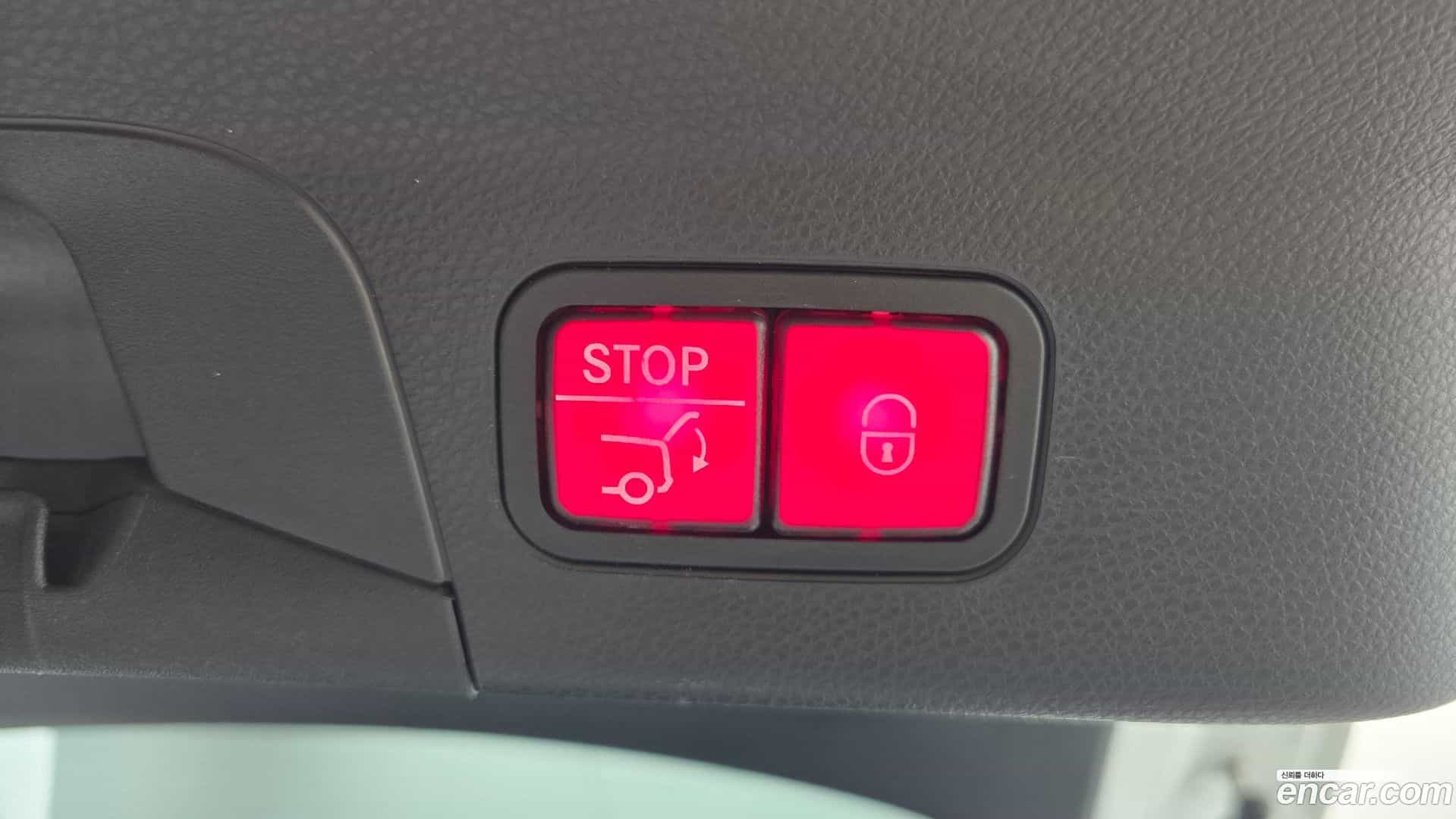 GLC-Class Mercedes-Benz 2021.3-OPTION-024