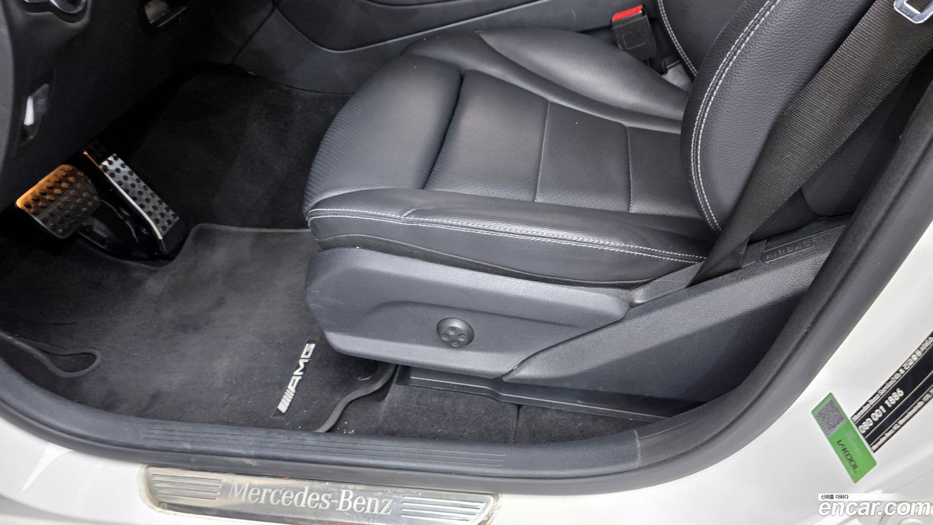 Main__Slider__Photo:GLC-Class Mercedes-Benz 2021.3-28