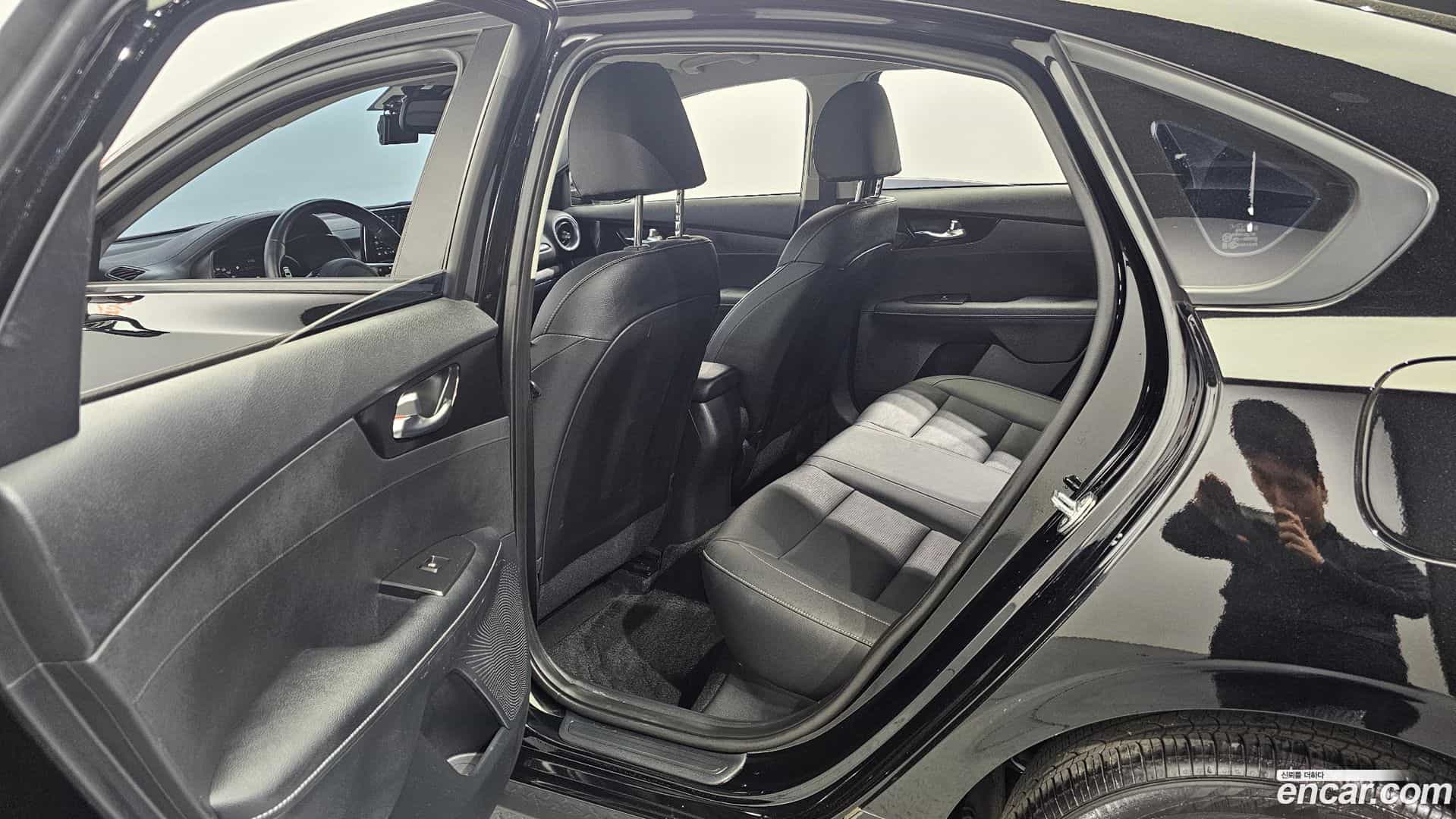 K3 Kia 2023.10-OPTION-015