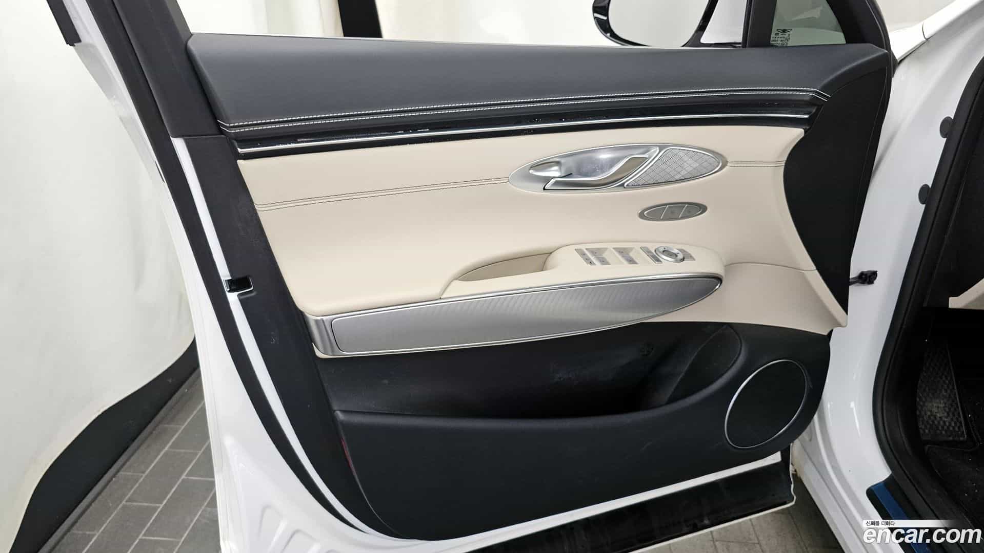 GV70 Genesis 2024.2-INNER-034
