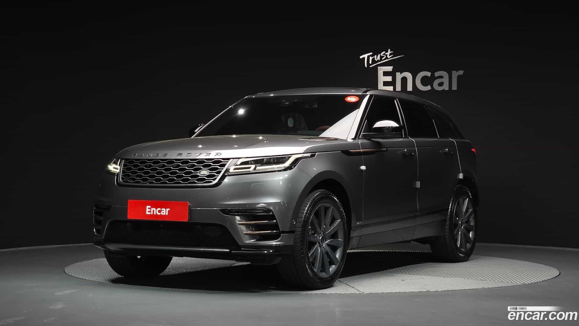 Range Rover Velar Land Rover 2018.7-OUTER-001