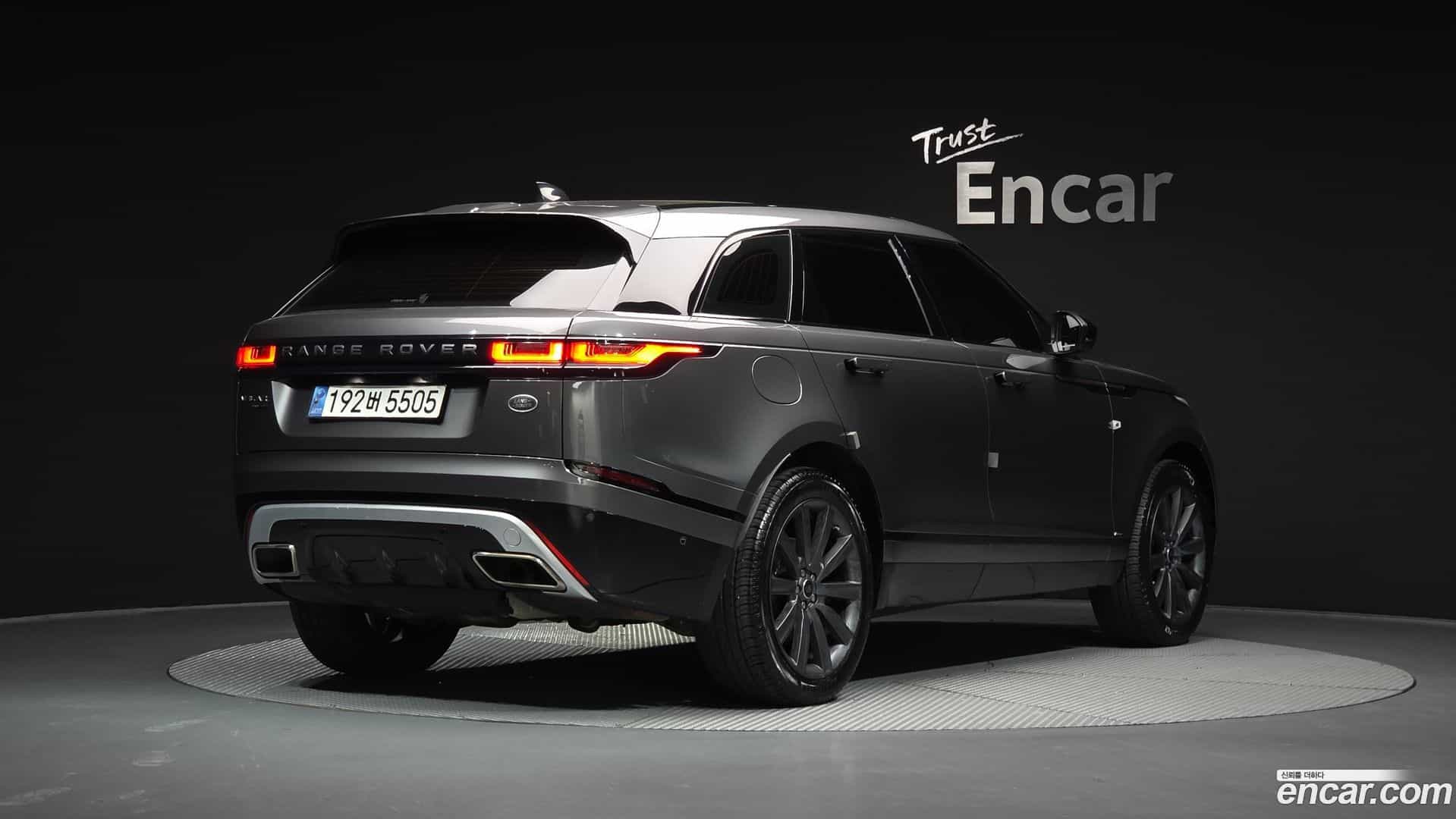 Range Rover Velar Land Rover 2018.7-OUTER-002