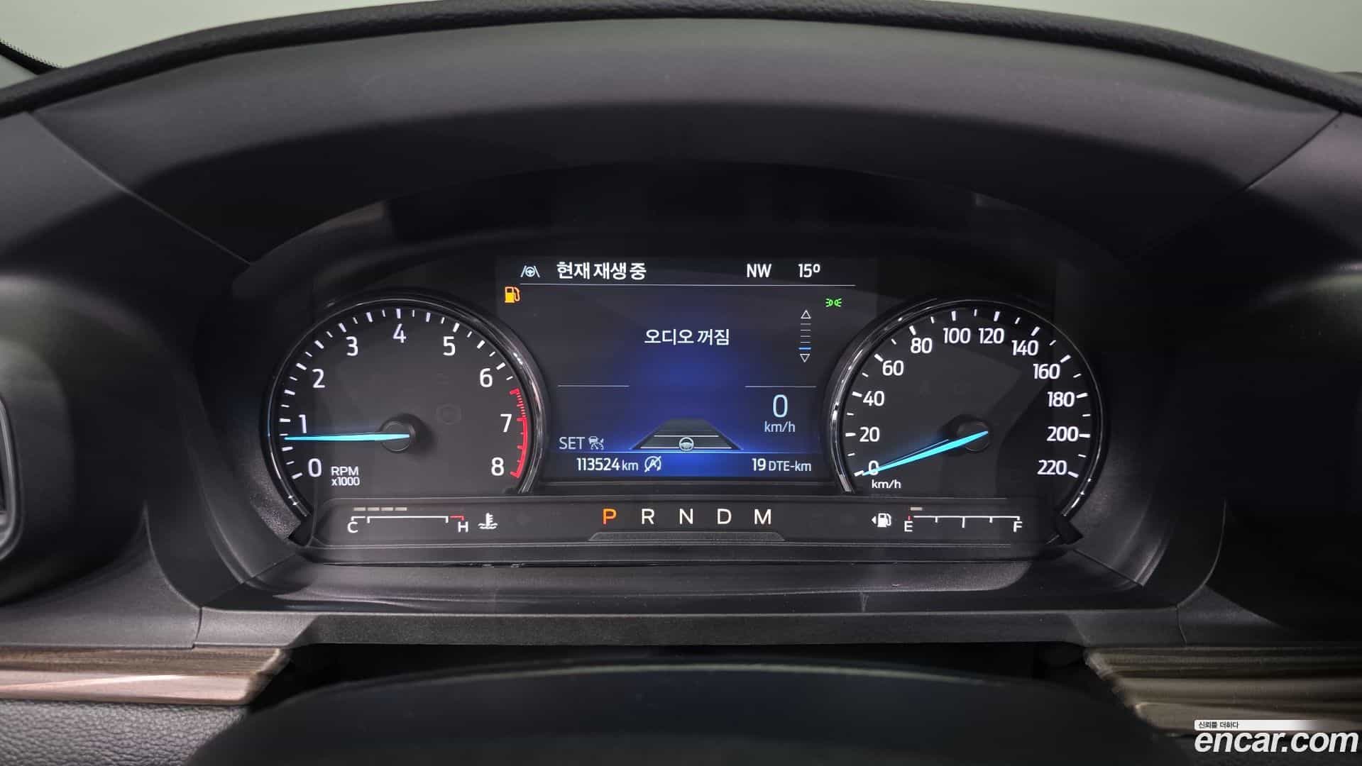 Explorer Ford 2020.9-INNER-008