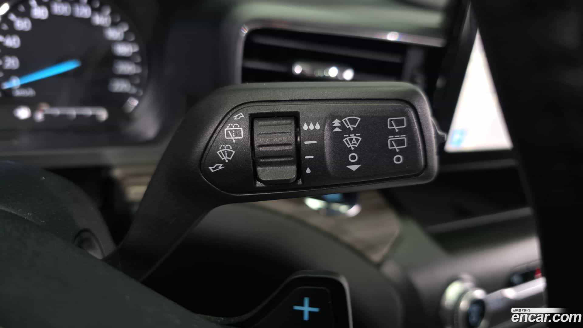 Explorer Ford 2020.9-OPTION-041