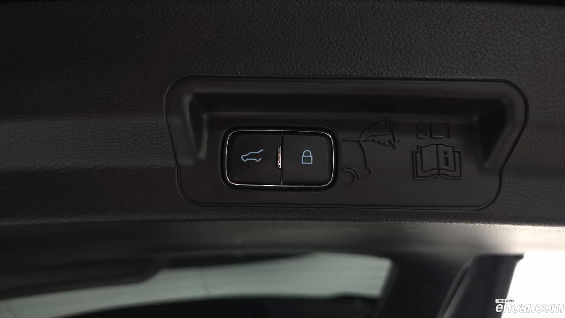 Explorer Ford 2020.9-OPTION-044