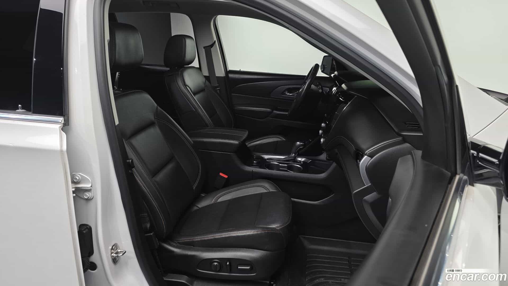 Traverse Chevrolet 2020.7-INNER-036
