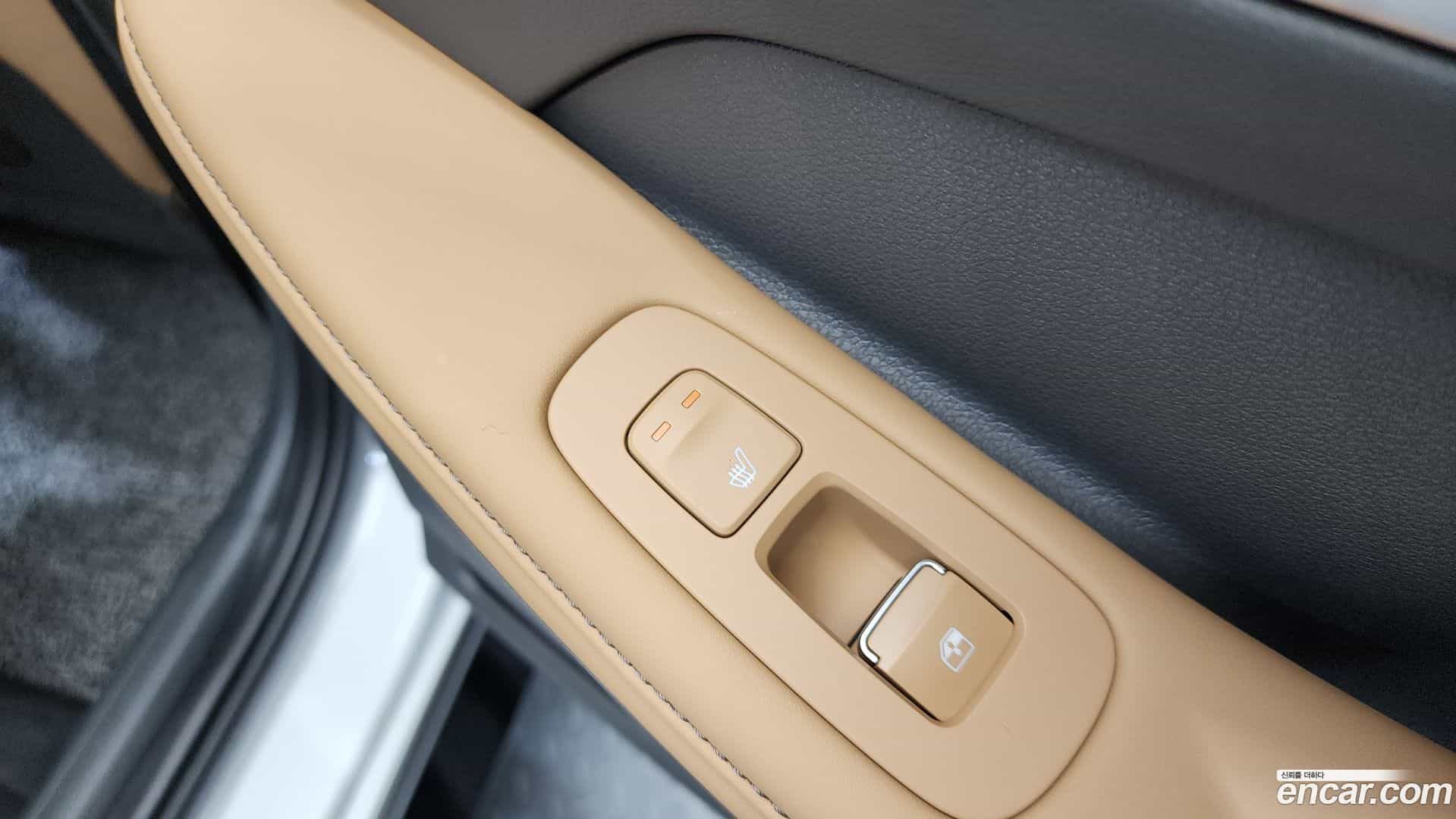 Sonata Hyundai 2023.11-OPTION-043