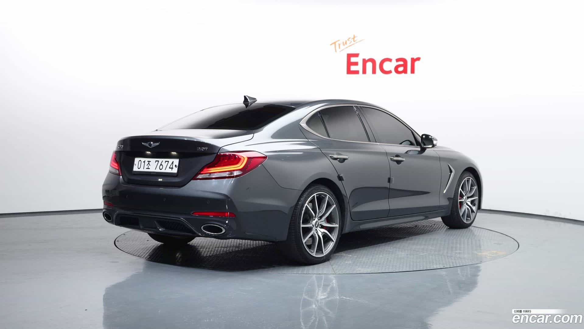 G70 Genesis 2019.0-OUTER-002