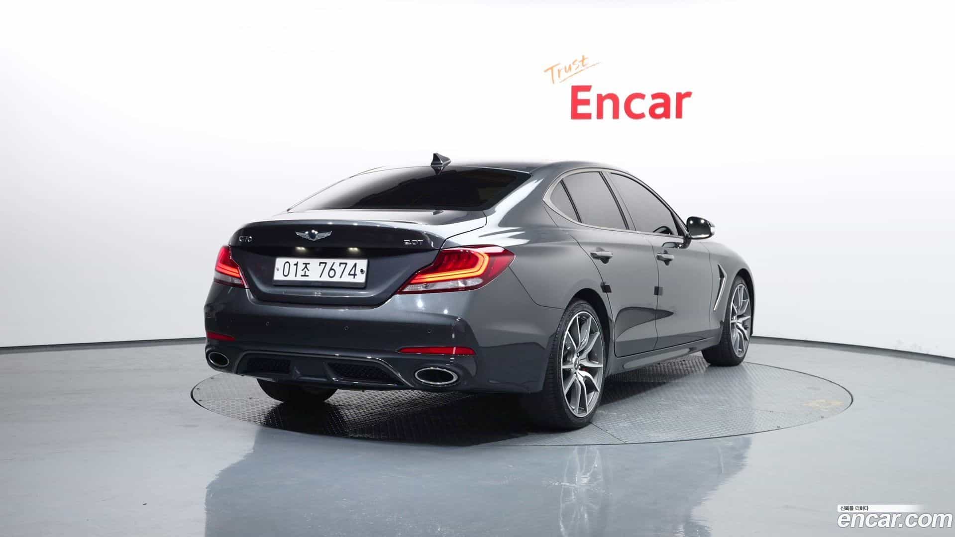 G70 Genesis 2019.0-OUTER-004