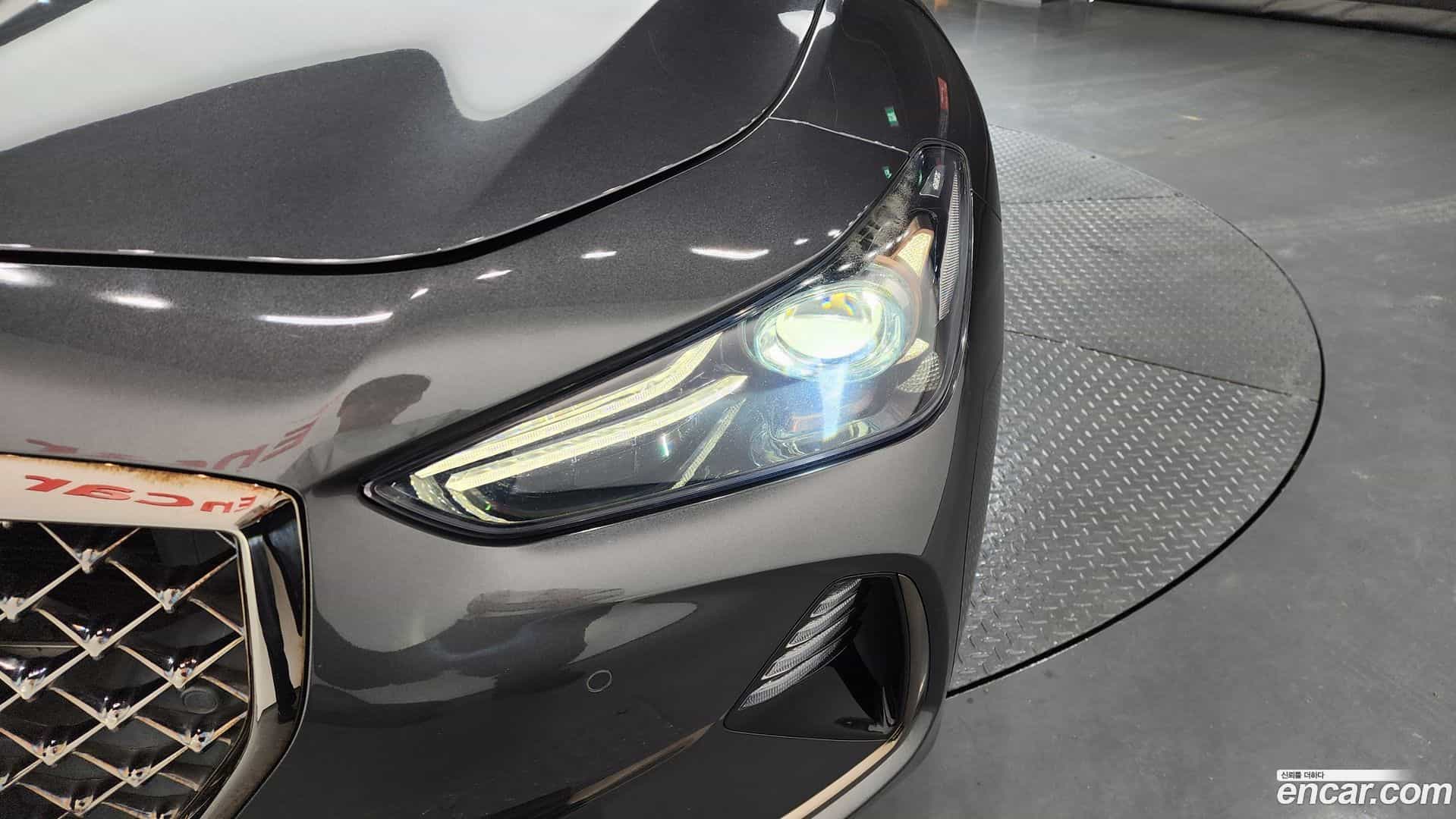 G70 Genesis 2019.0-OUTER-032
