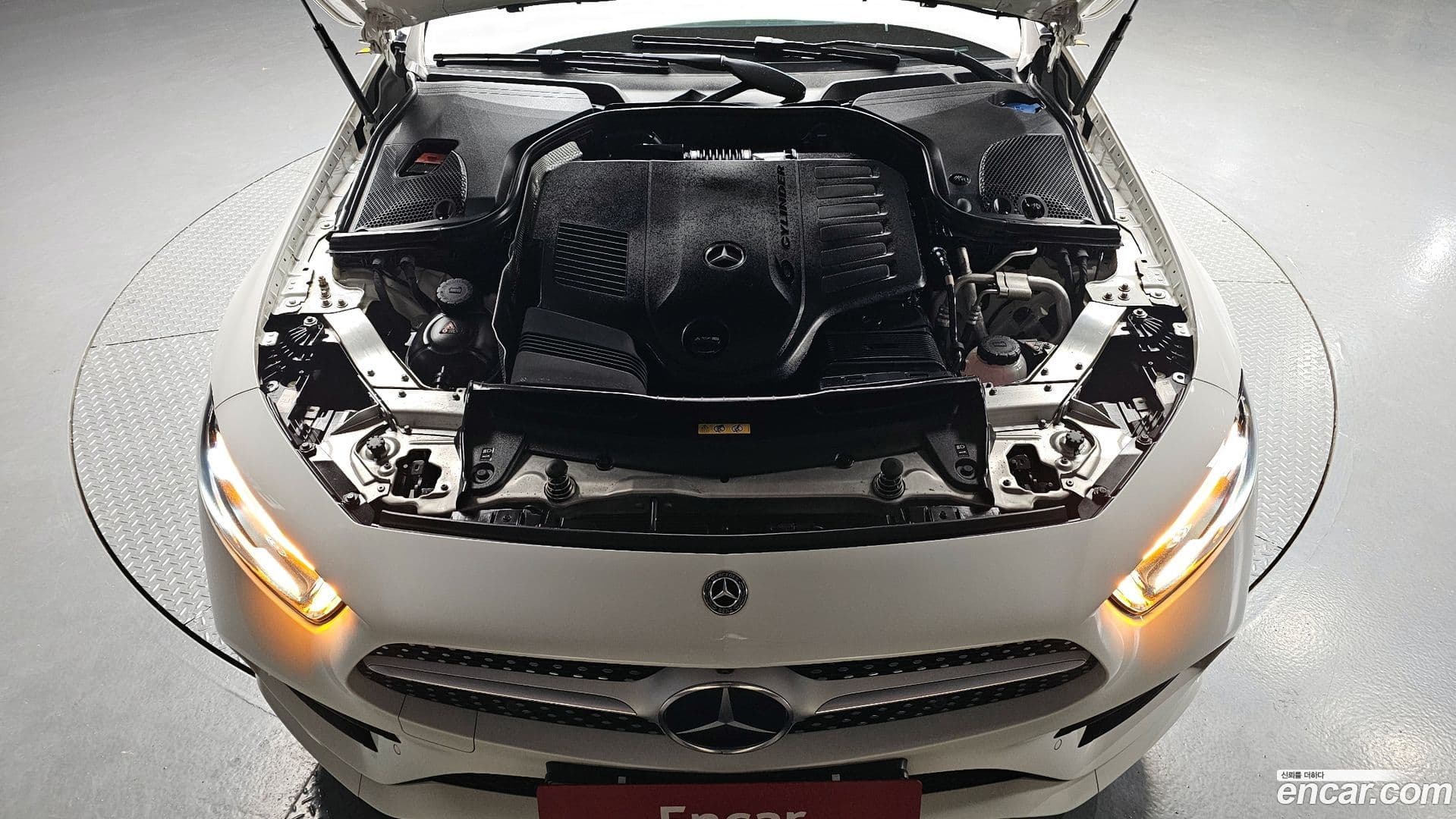 Main__Slider__Photo:CLS-Class Mercedes-Benz 2019.9-5