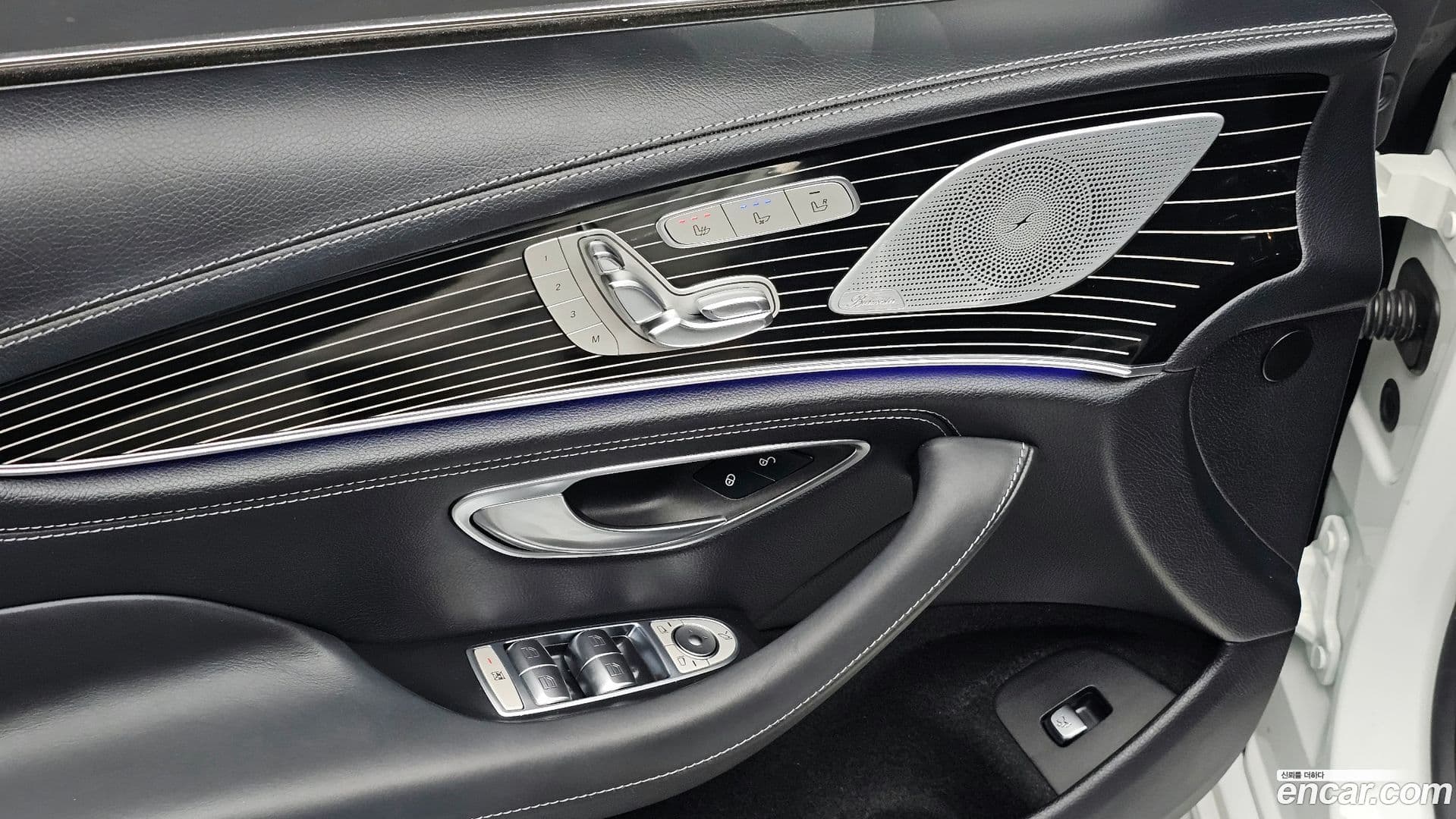 Main__Slider__Photo:CLS-Class Mercedes-Benz 2019.9-18