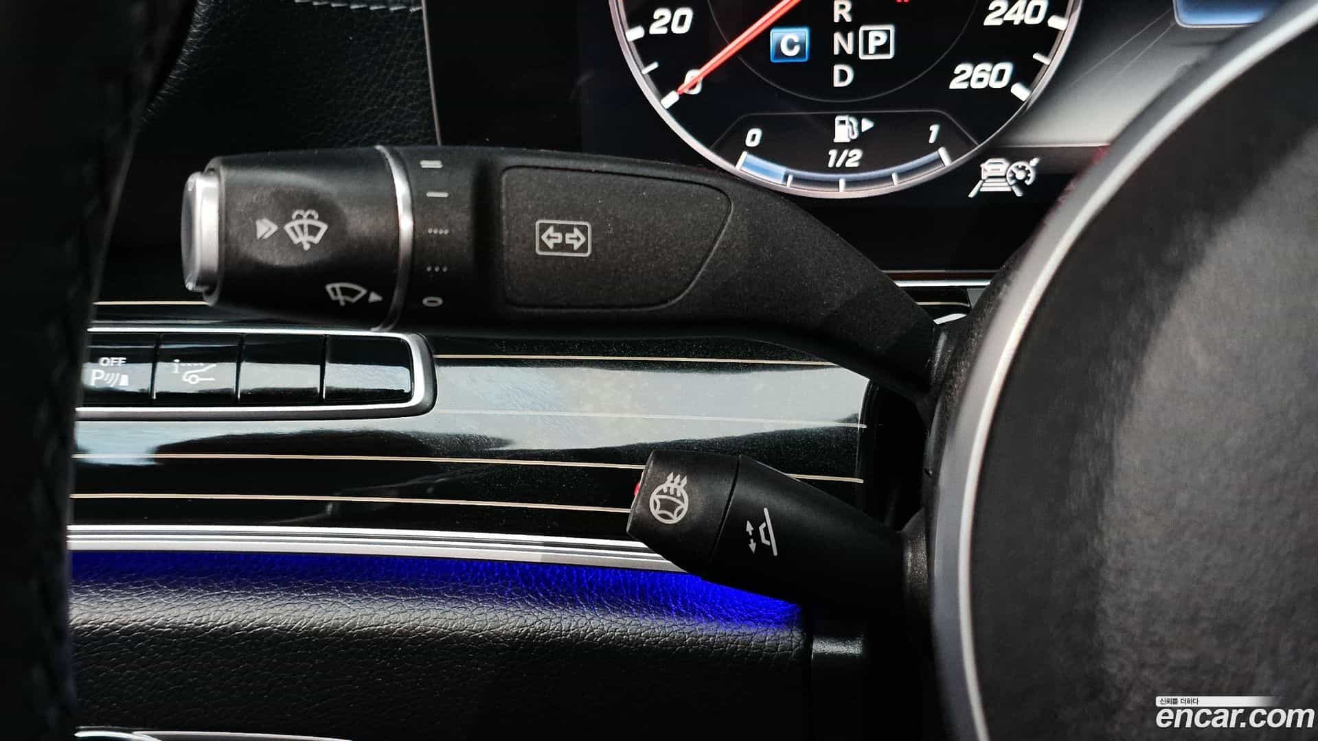 CLS-Class Mercedes-Benz 2019.9-OPTION-041